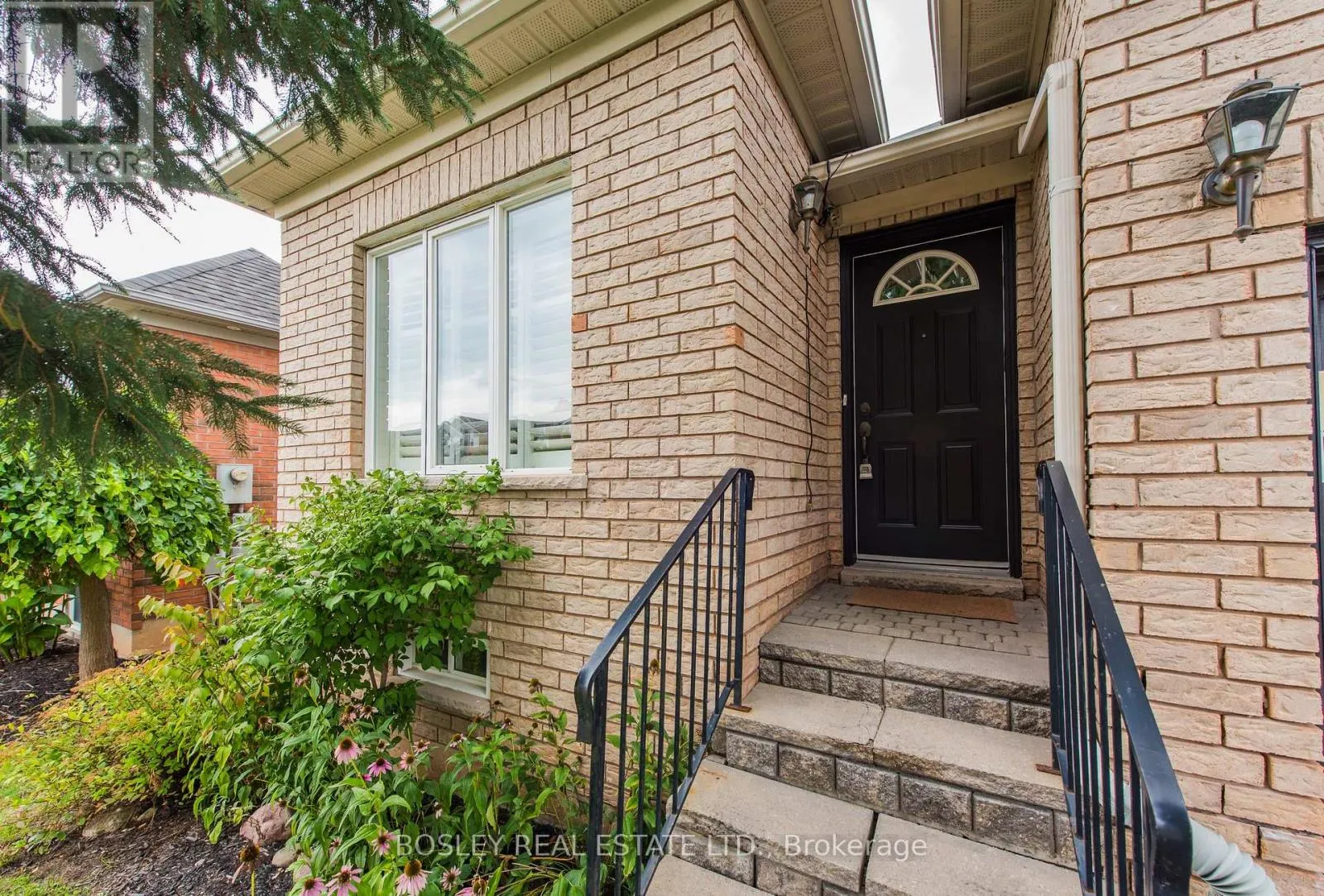 41 ATWOOD AVENUE