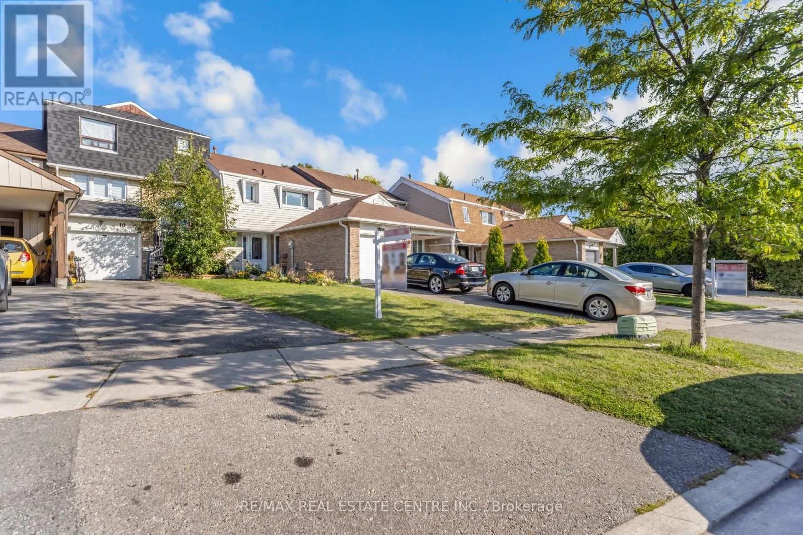 10 FANSHAWE DRIVE
