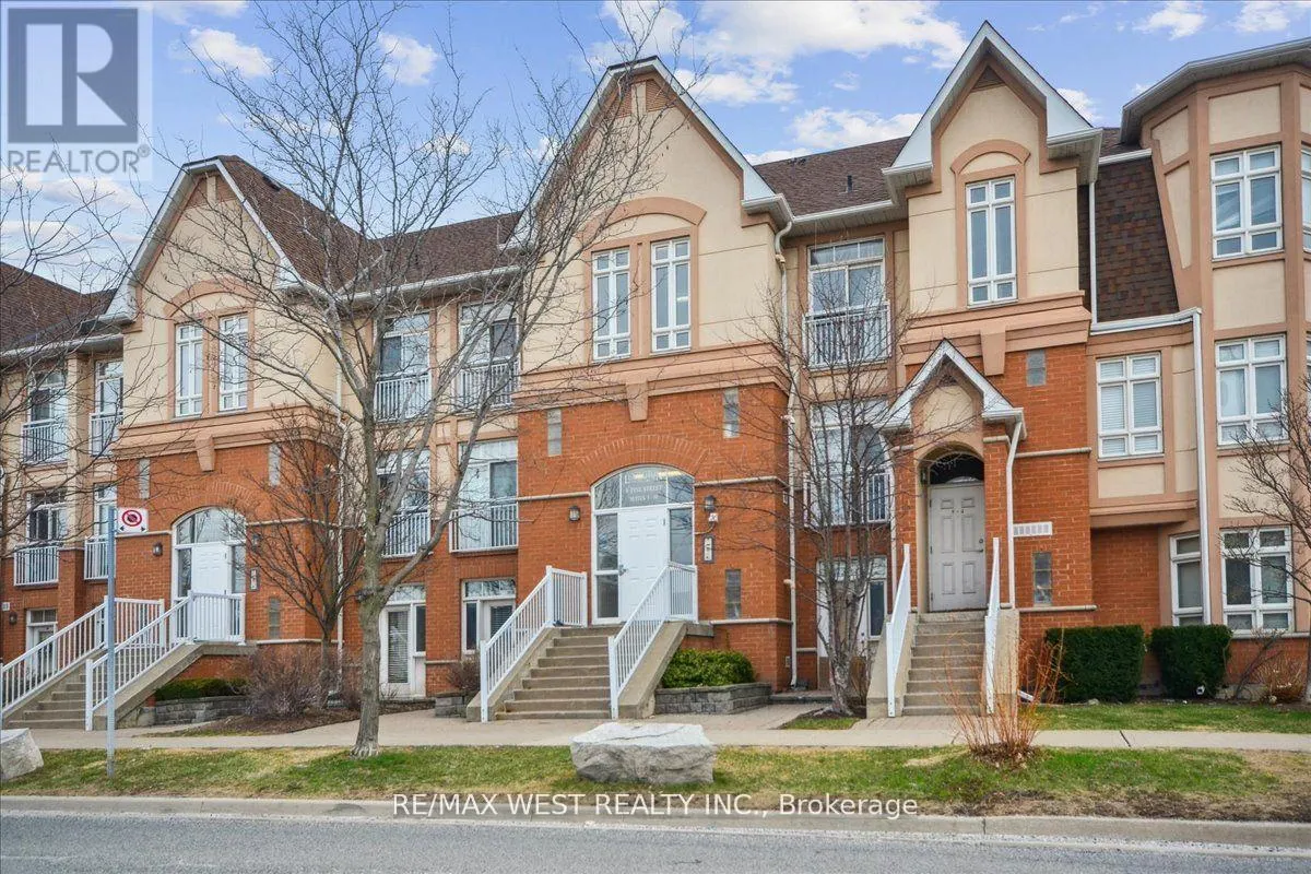 9 - 9 PINE STREET