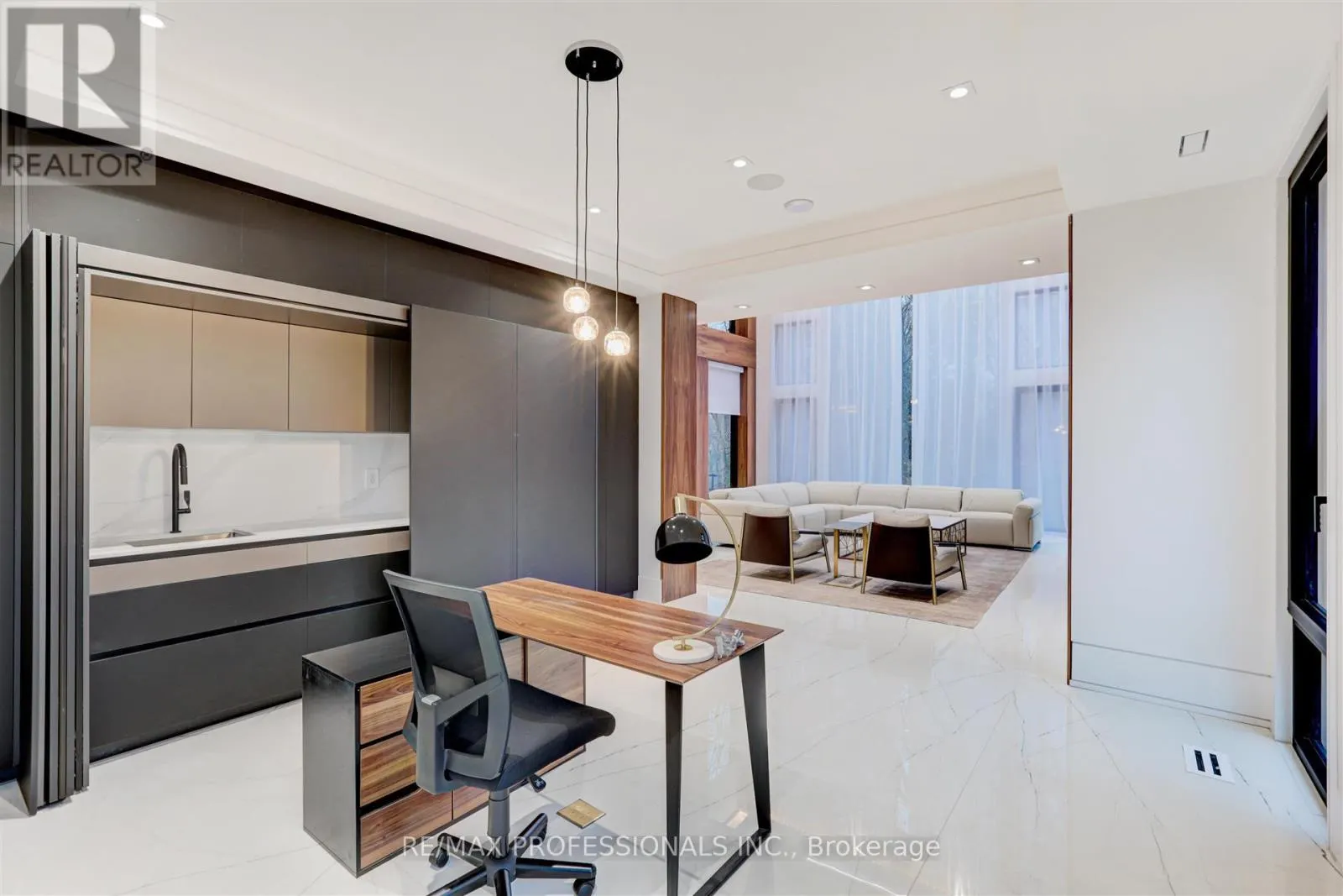 91 VALECREST DRIVE