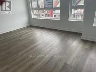 #APT 1 - 19 LAPPIN AVENUE