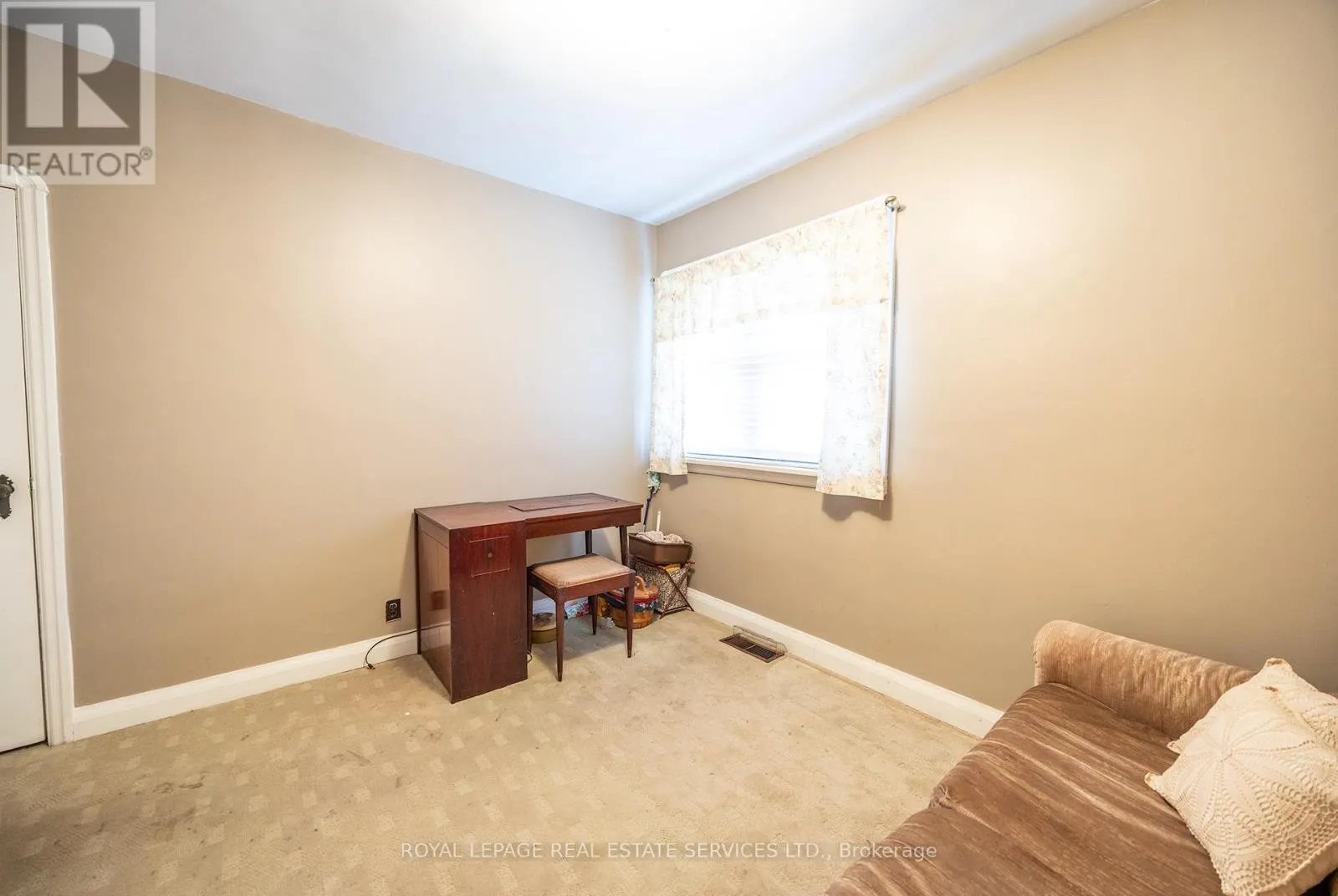 48 MINNEWAWA ROAD