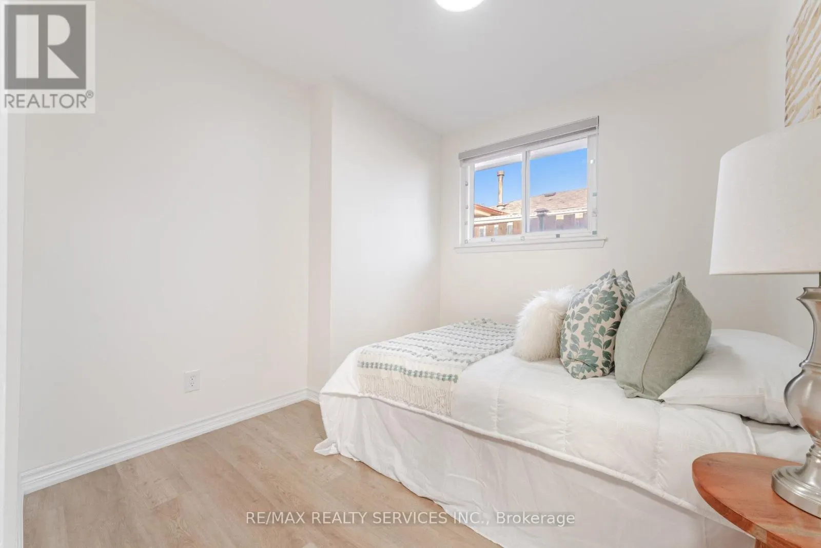 139 RUTHERFORD ROAD N