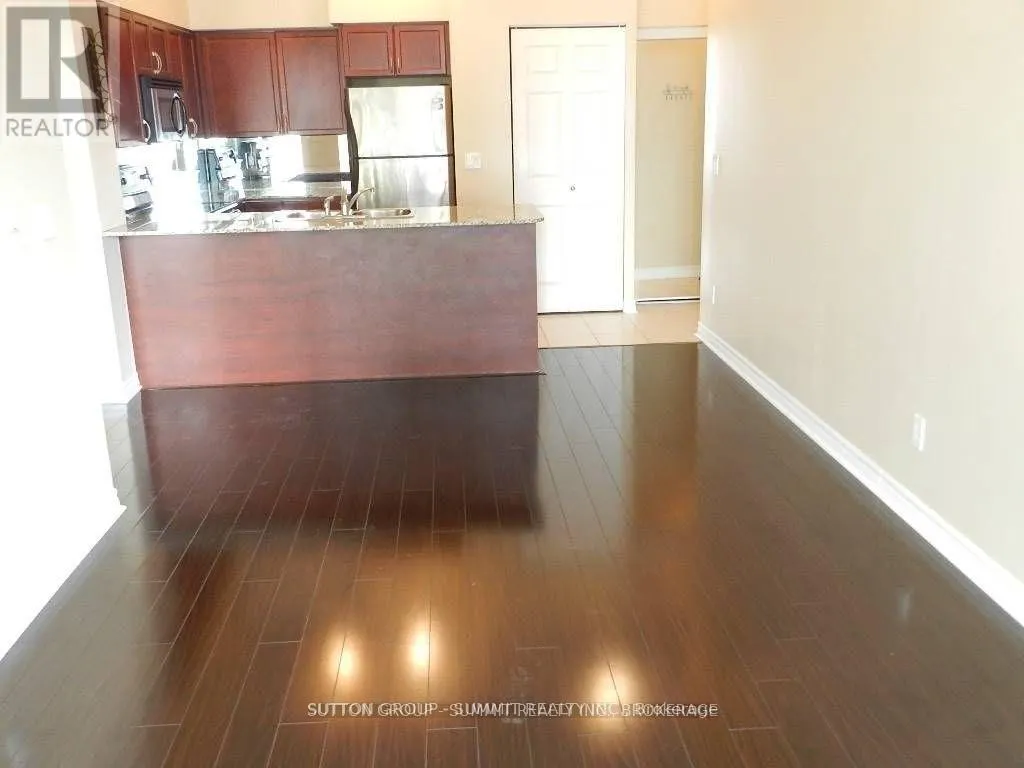 1906 - 388 PRINCE OF WALES DRIVE