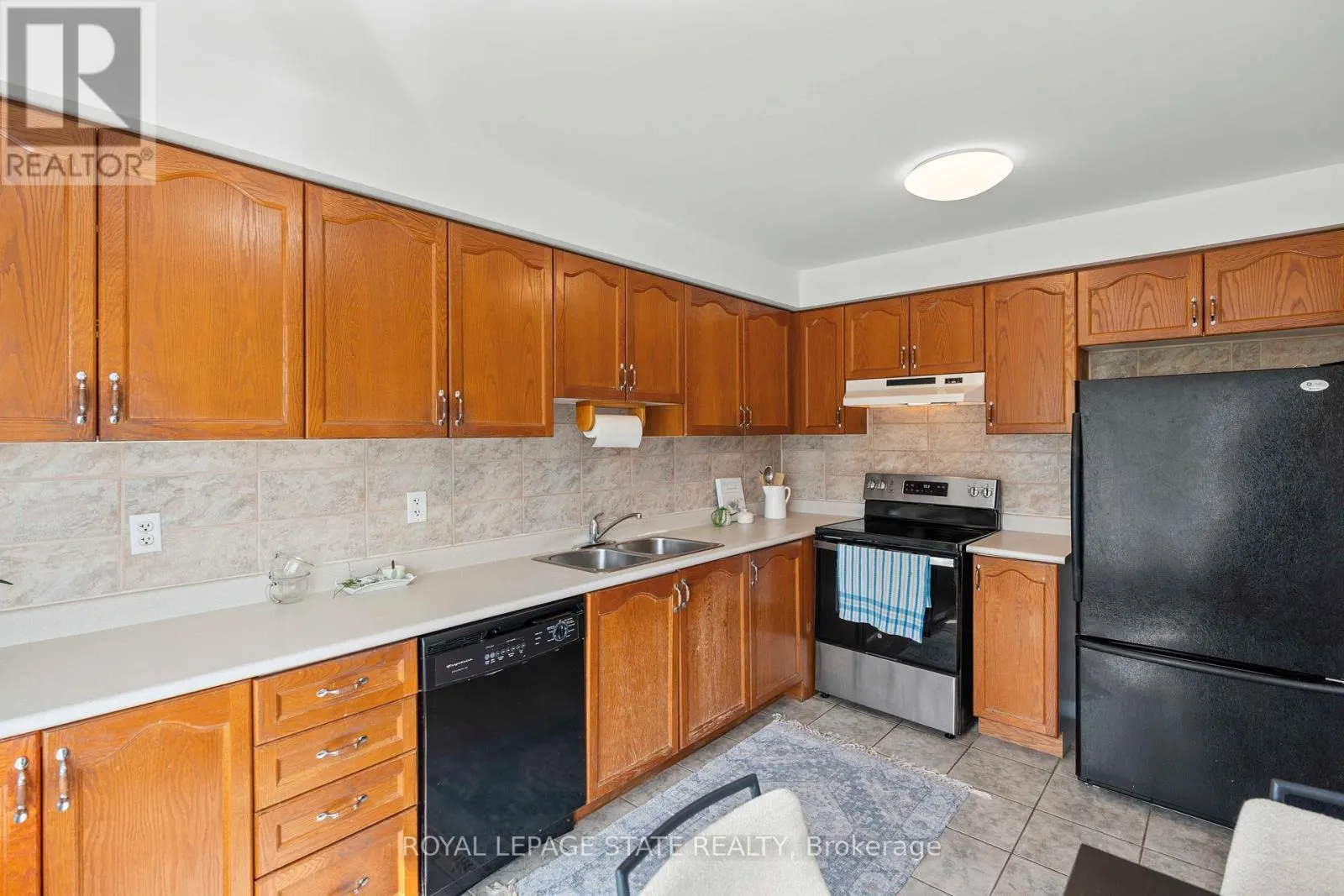 20 - 5090 FAIRVIEW STREET