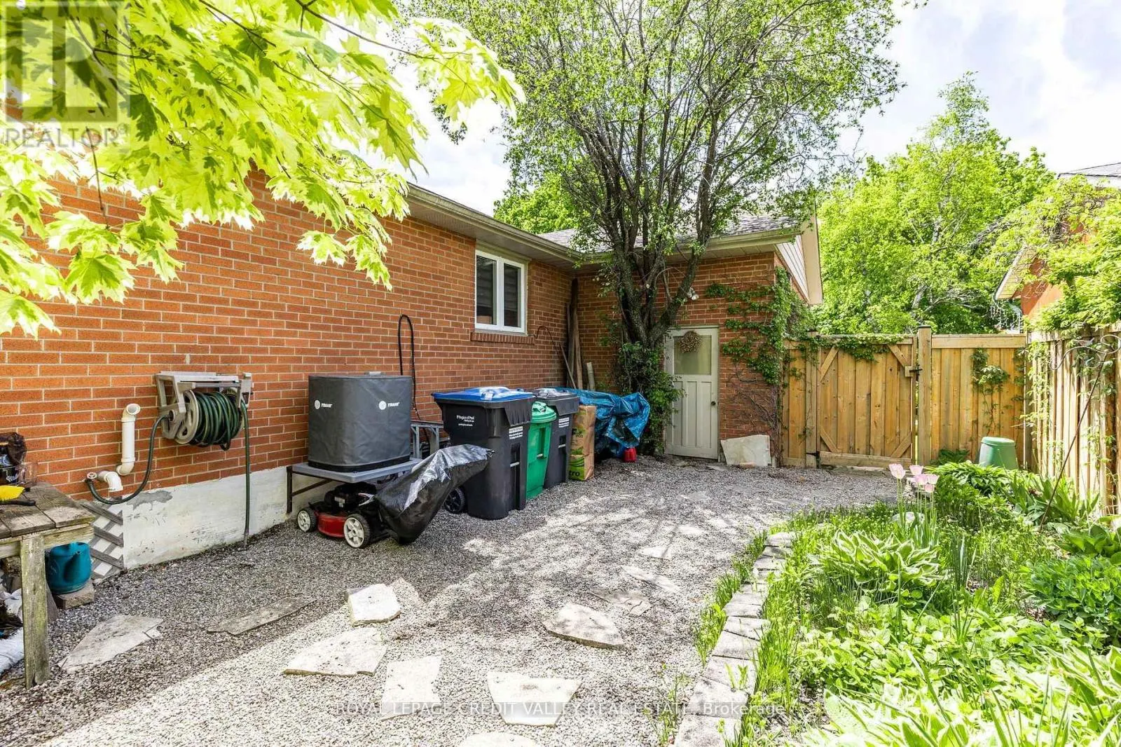 24 LADORE DRIVE