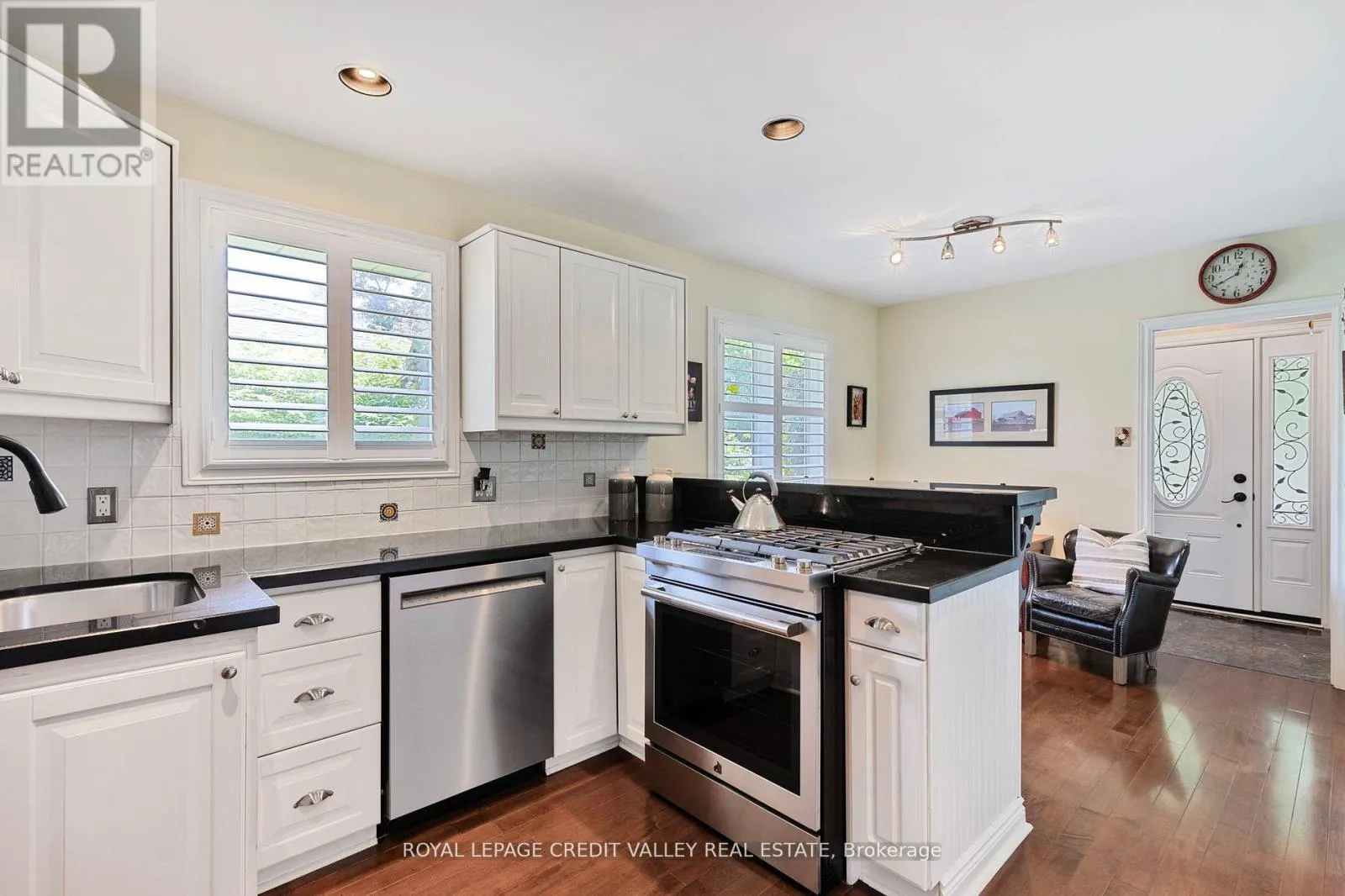 24 LADORE DRIVE