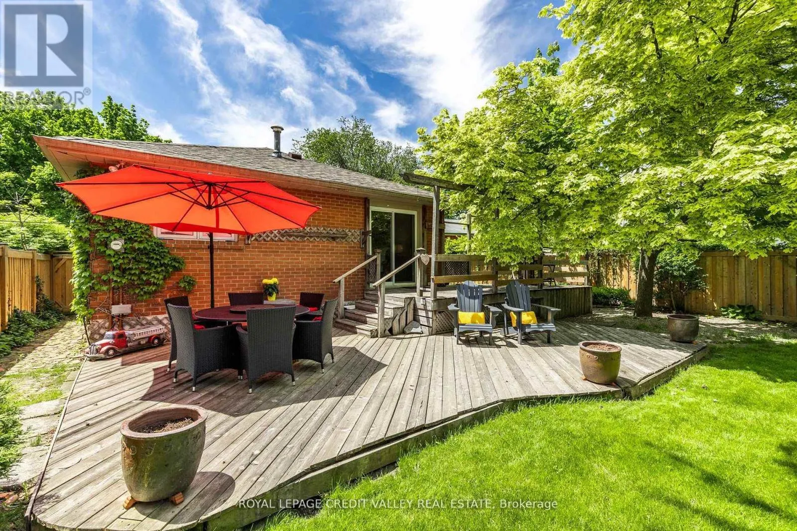 24 LADORE DRIVE