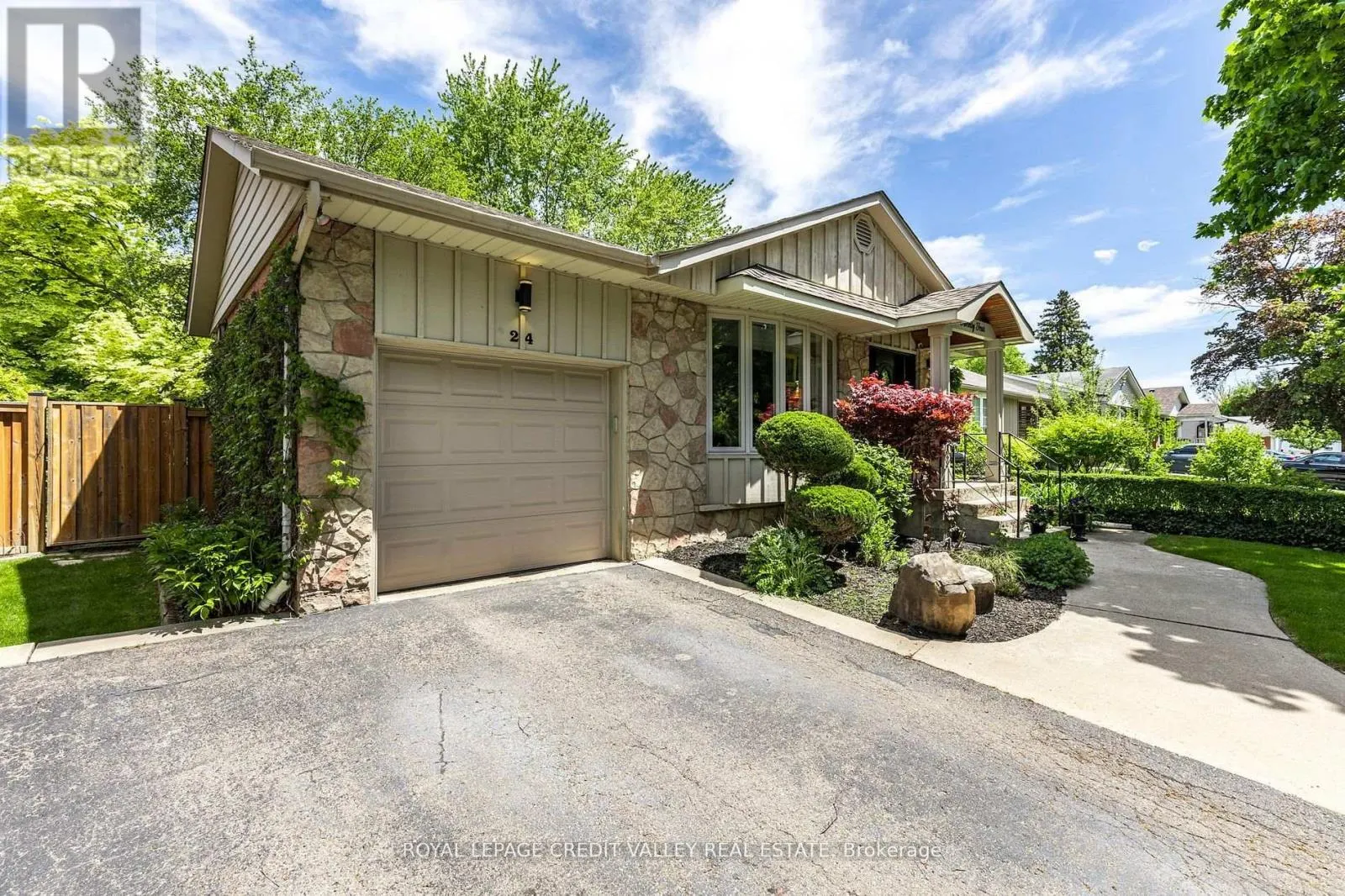 24 LADORE DRIVE