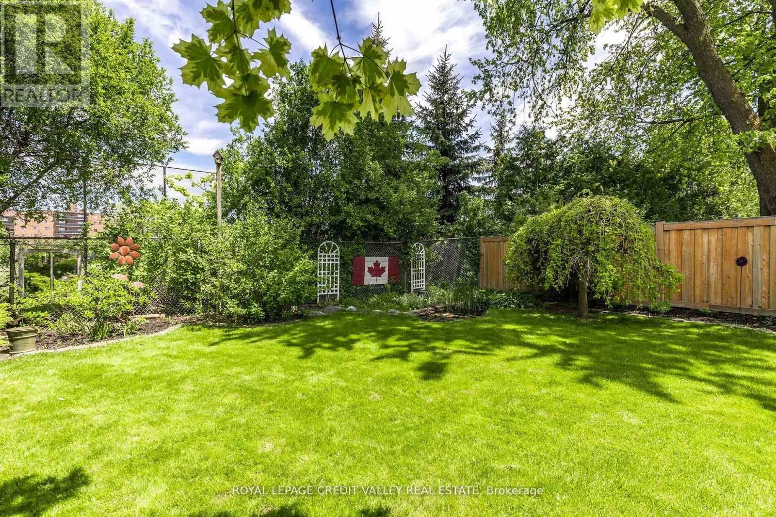 24 LADORE DRIVE