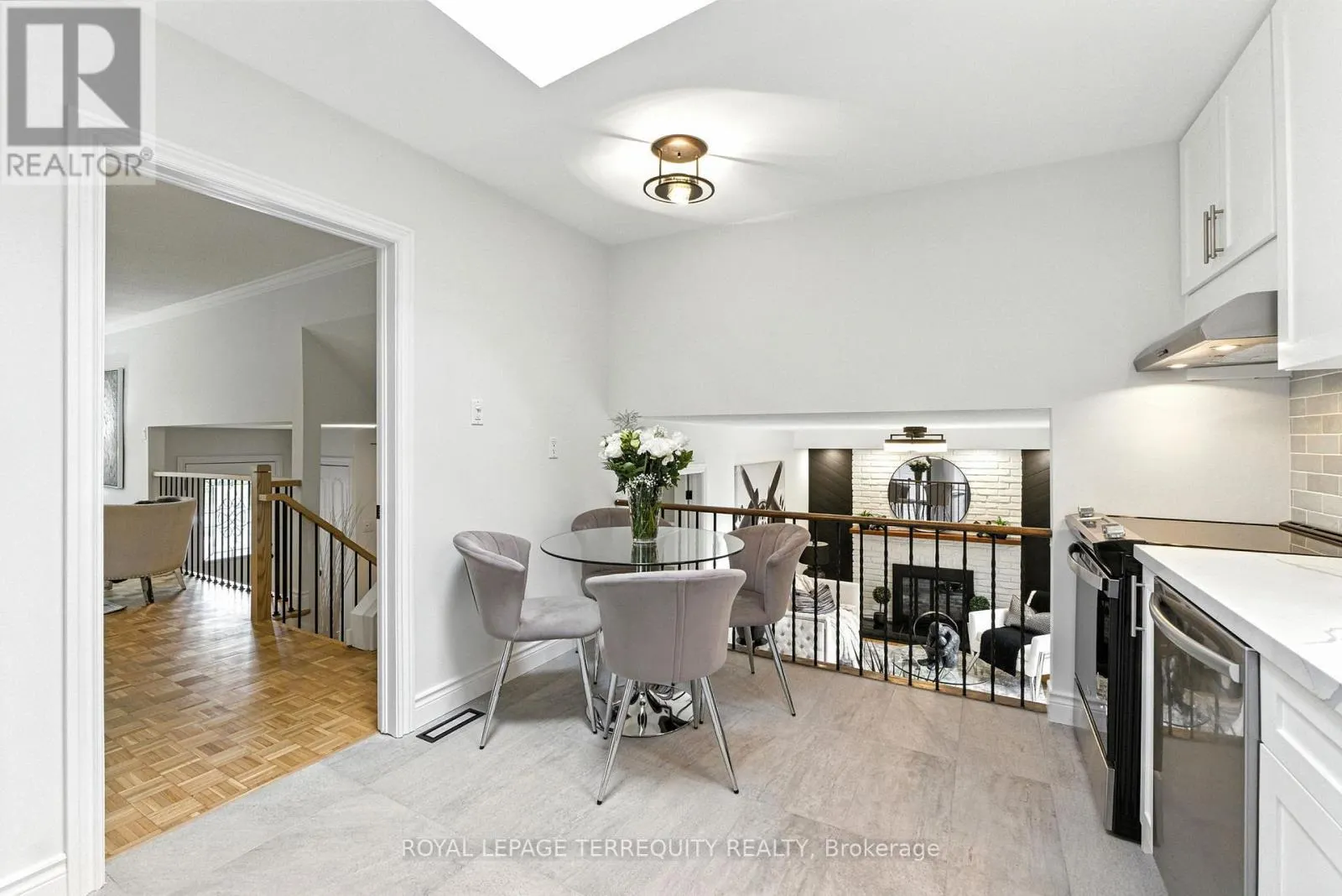 3327 KINGS MASTING CRESCENT