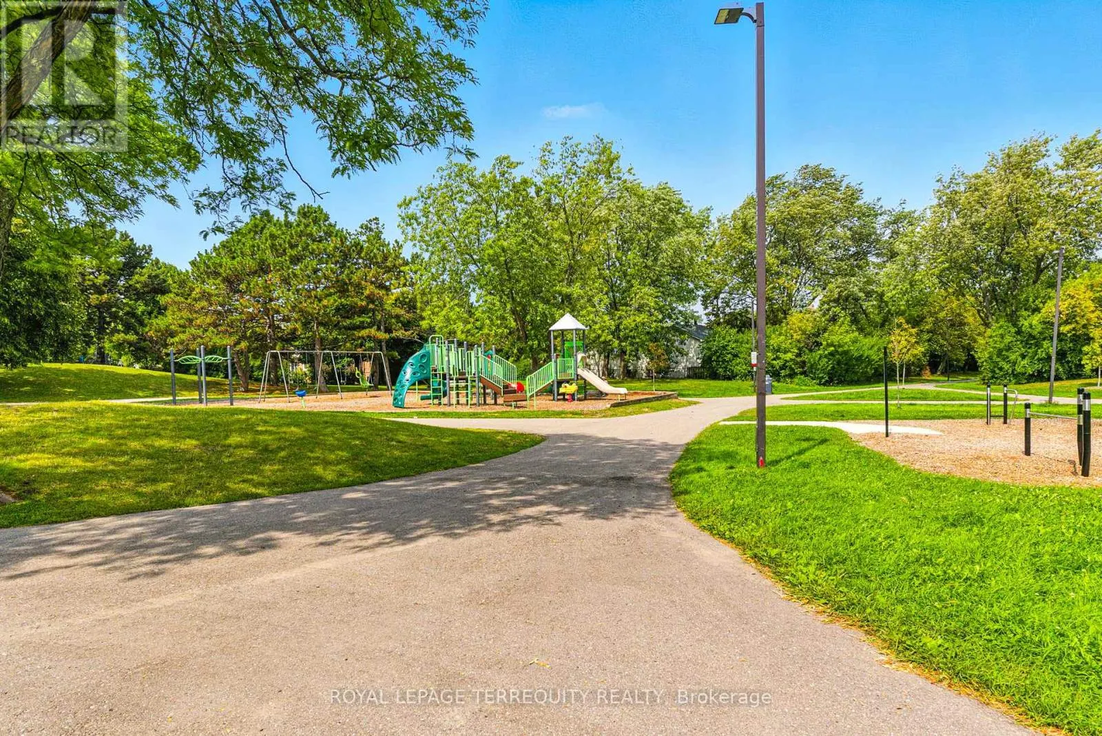 3327 KINGS MASTING CRESCENT