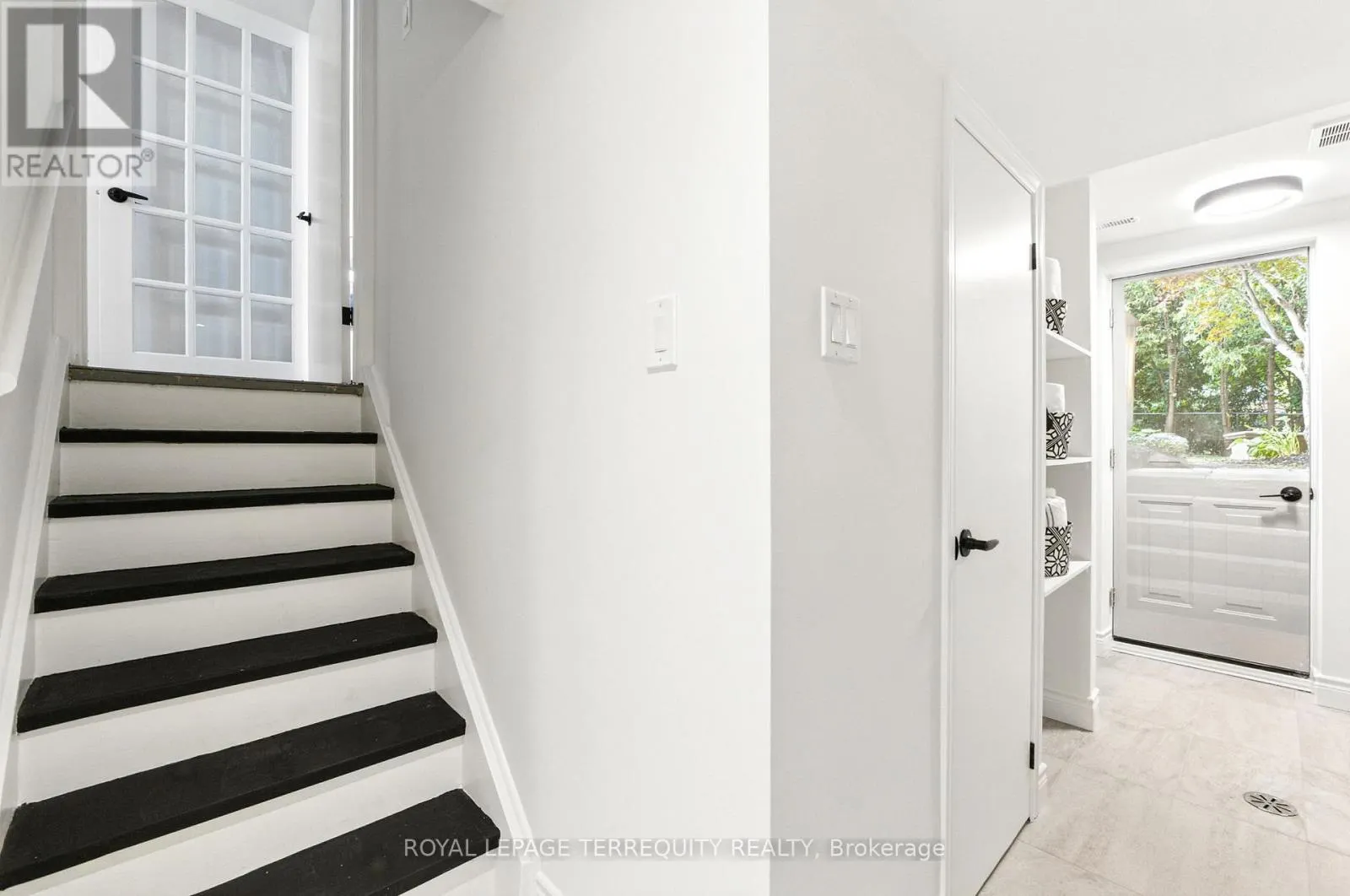 3327 KINGS MASTING CRESCENT