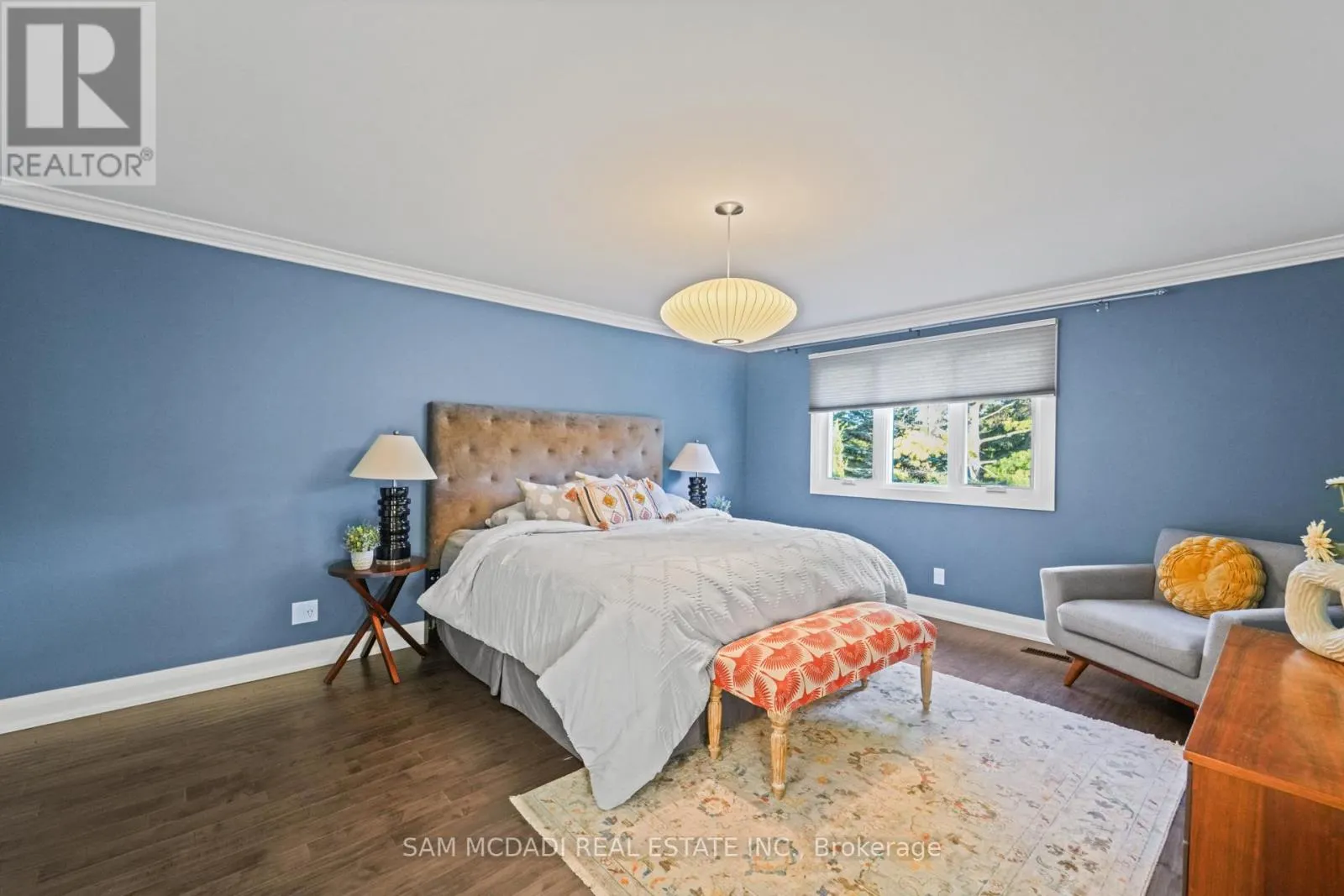 1045 FAIR BIRCH DRIVE