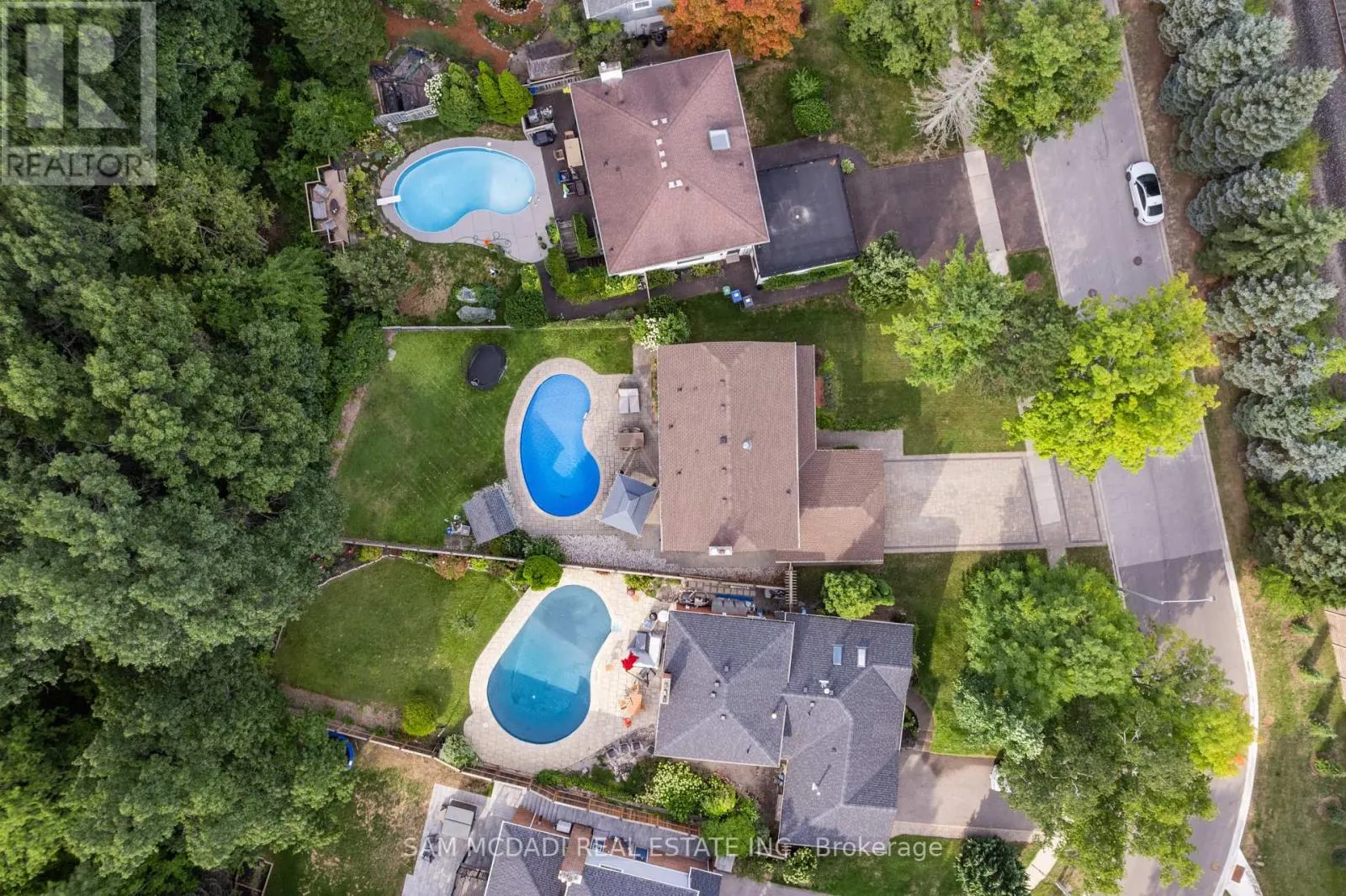 1045 FAIR BIRCH DRIVE