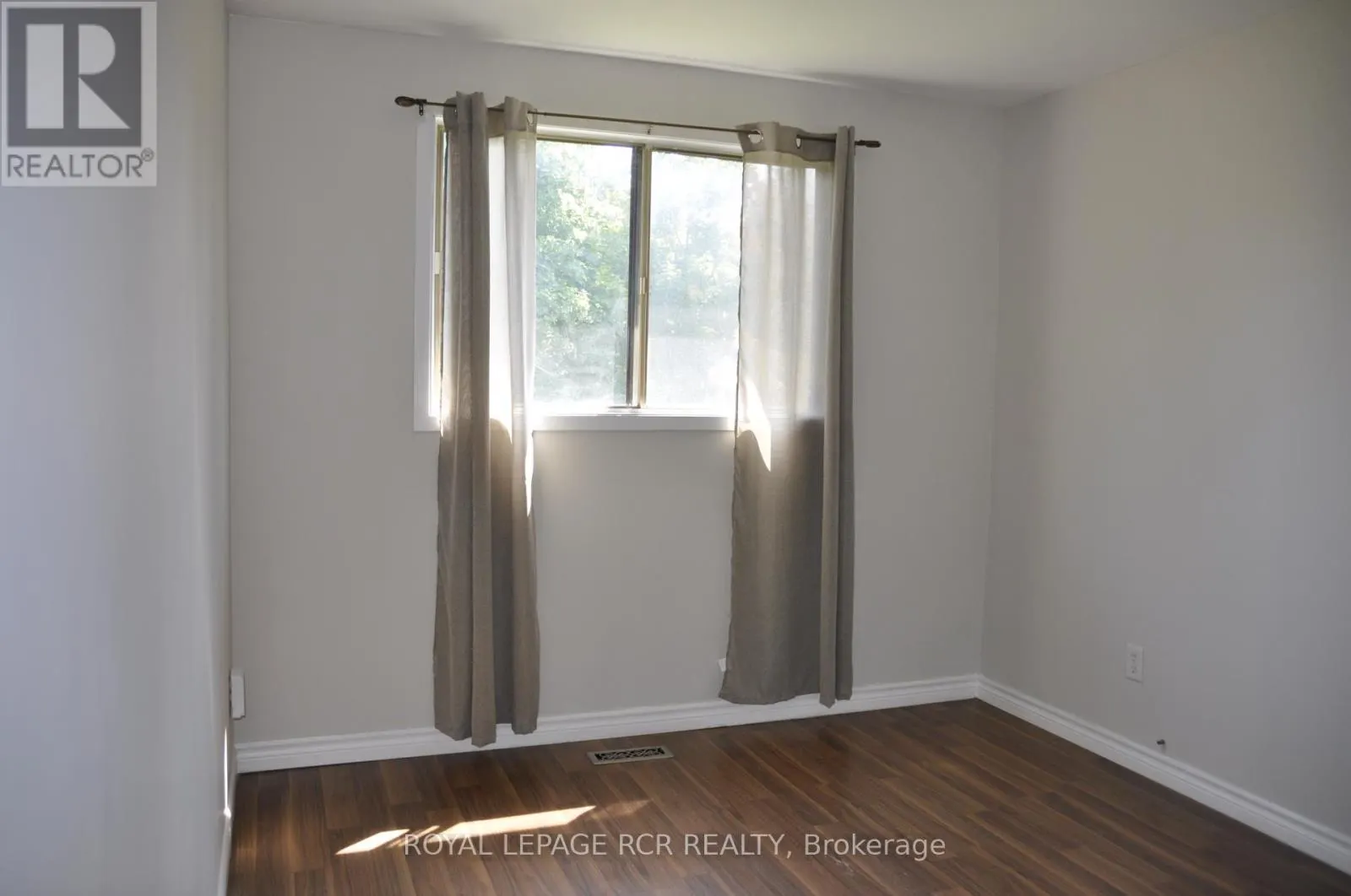 278 WHITEHEAD CRESCENT