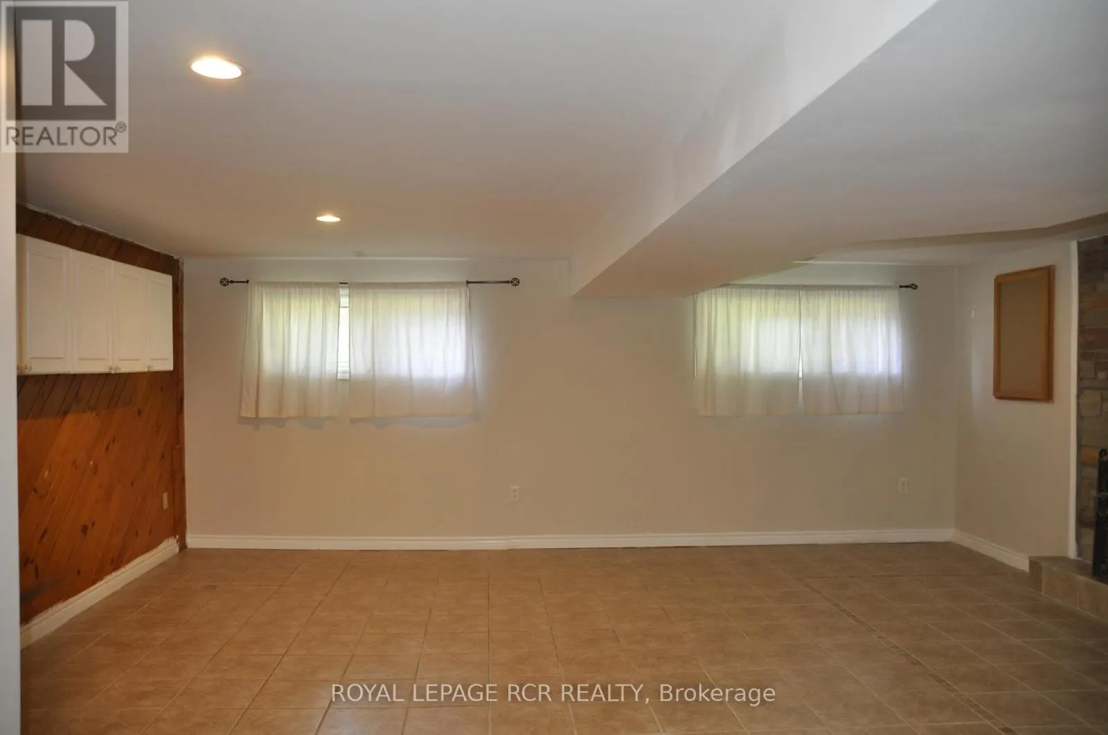 278 WHITEHEAD CRESCENT