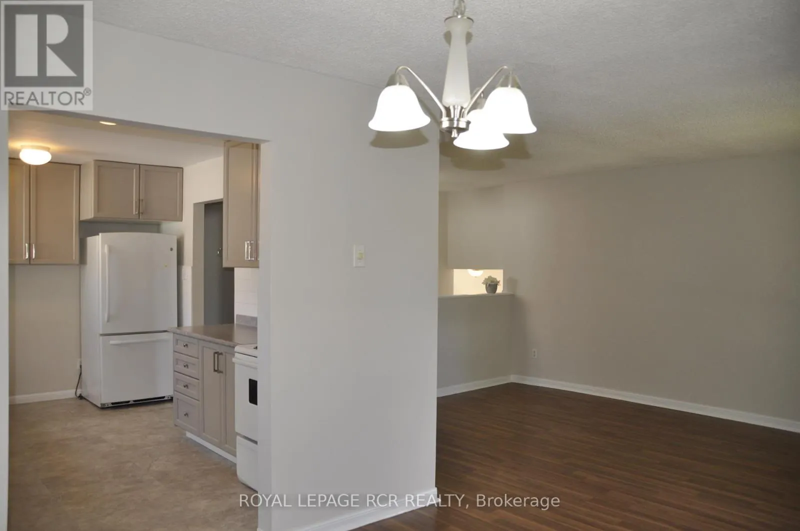 278 WHITEHEAD CRESCENT