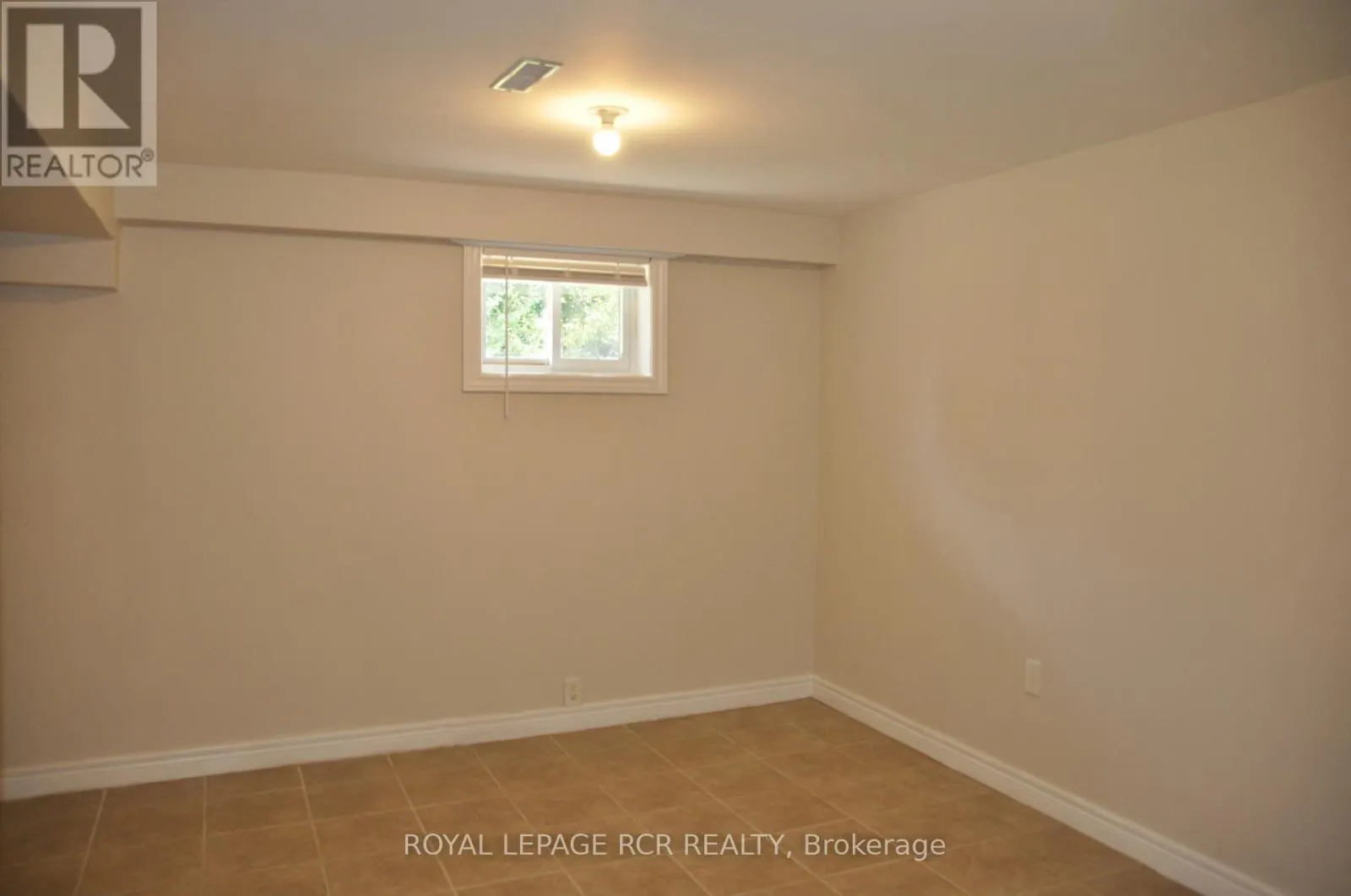 278 WHITEHEAD CRESCENT