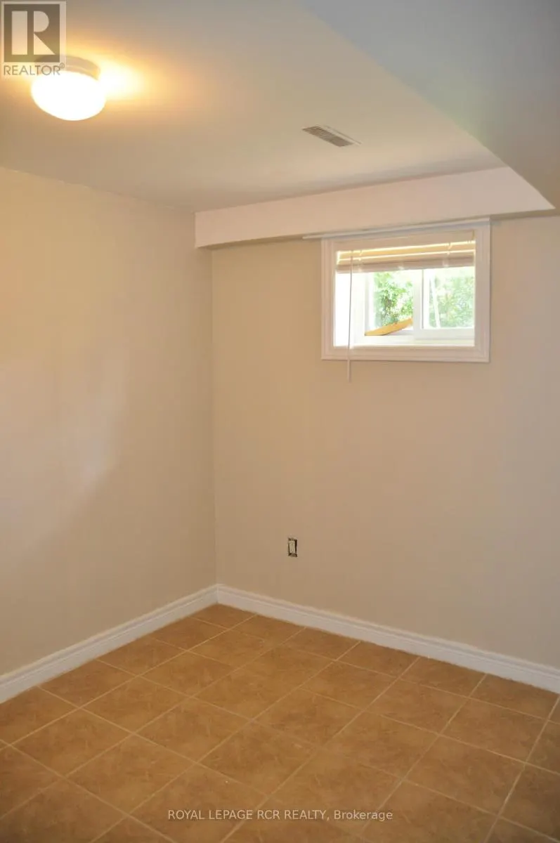 278 WHITEHEAD CRESCENT