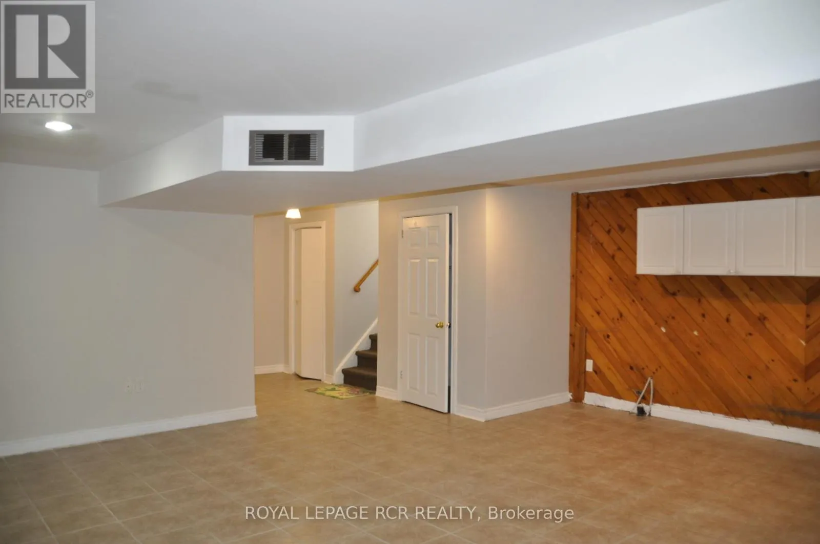 278 WHITEHEAD CRESCENT