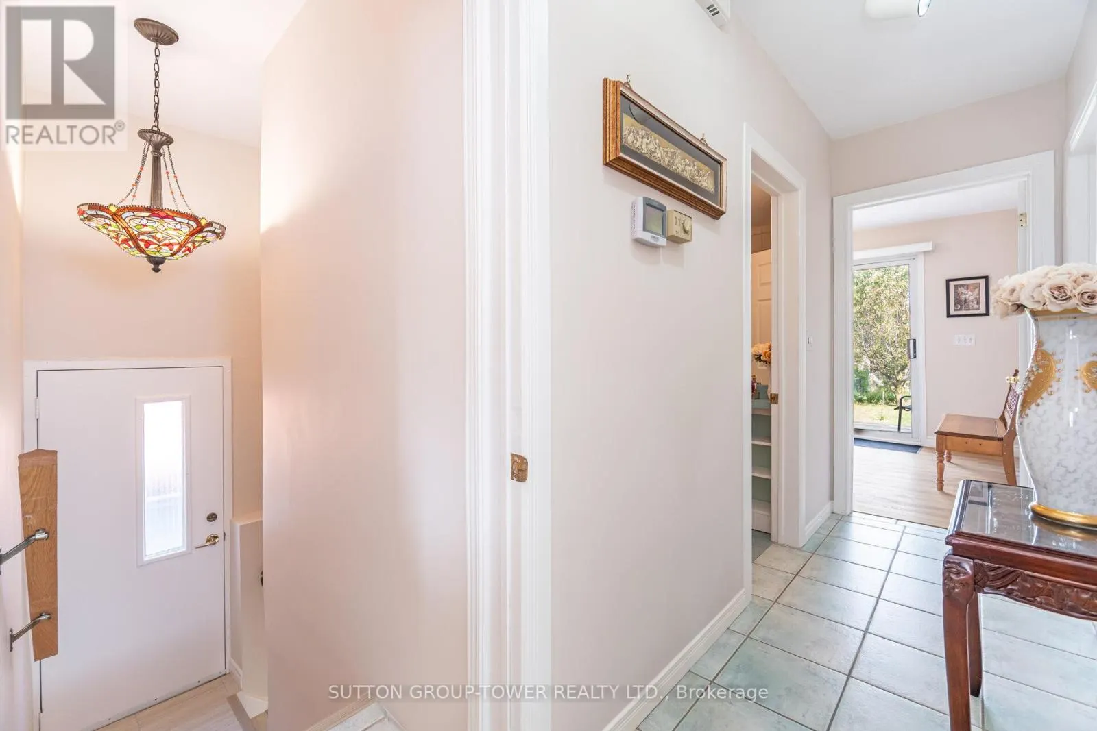 52 PLEWES ROAD