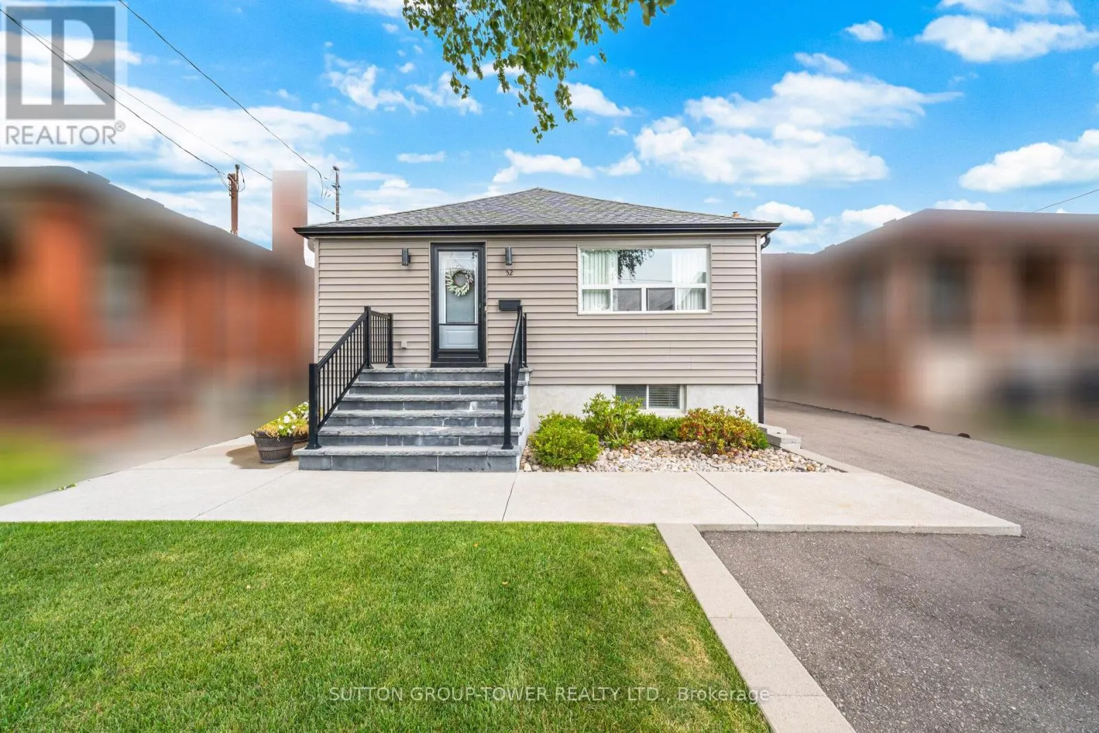 52 PLEWES ROAD