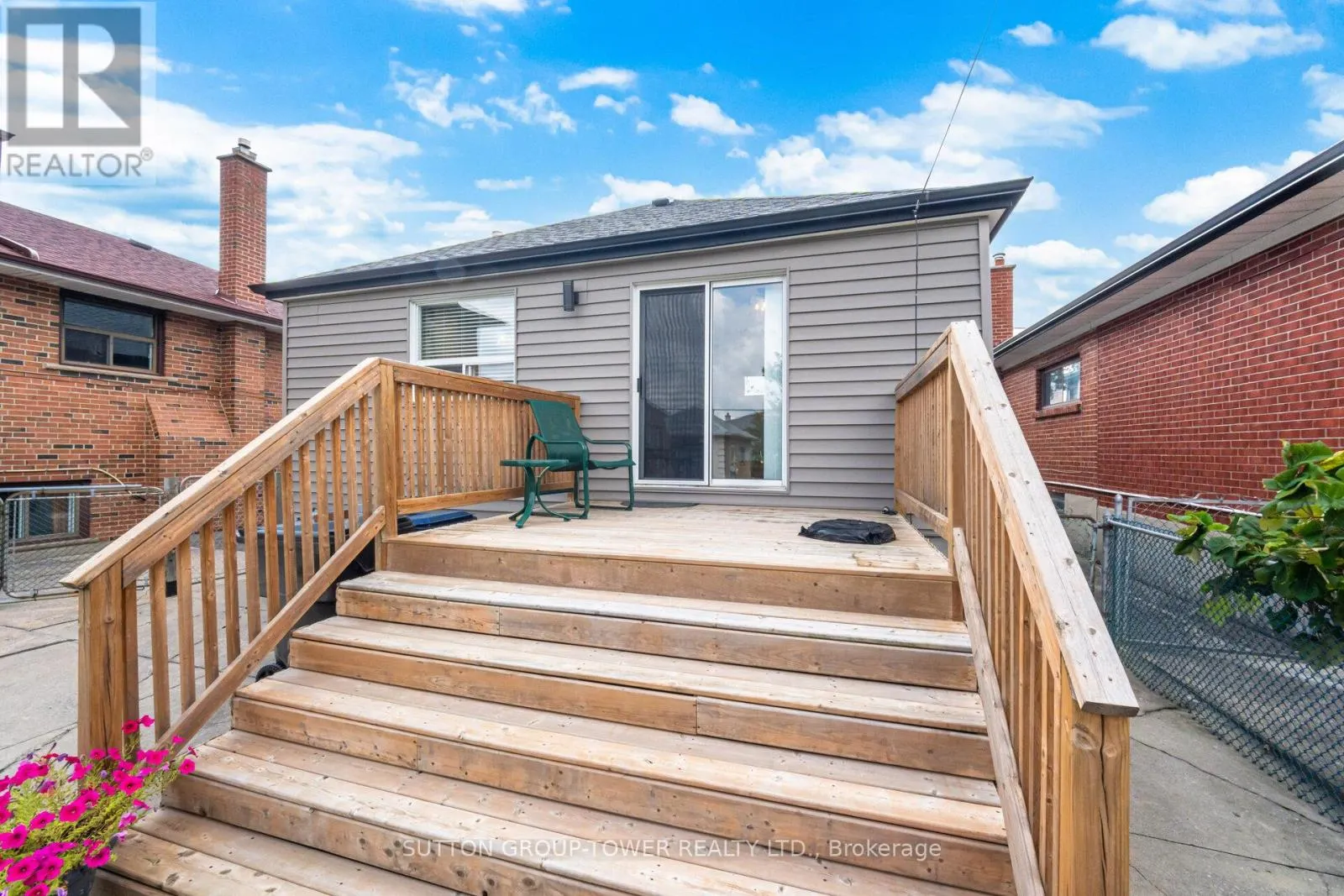 52 PLEWES ROAD