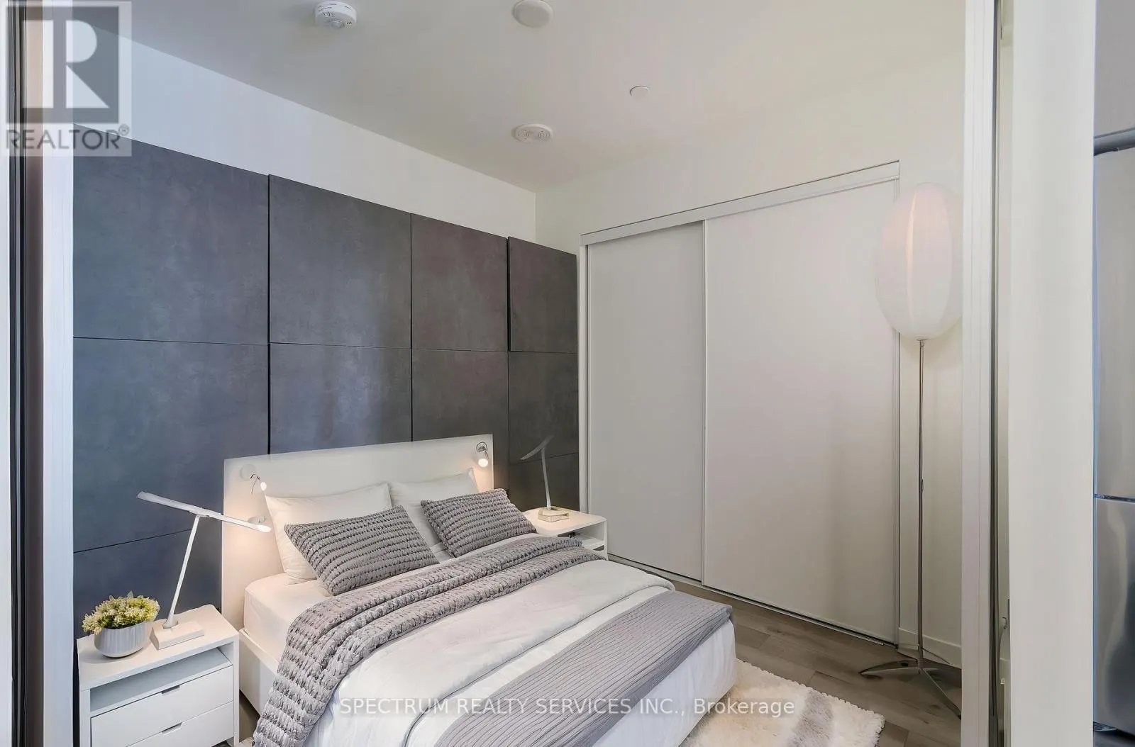 215 - 1808 ST. CLAIR AVENUE W