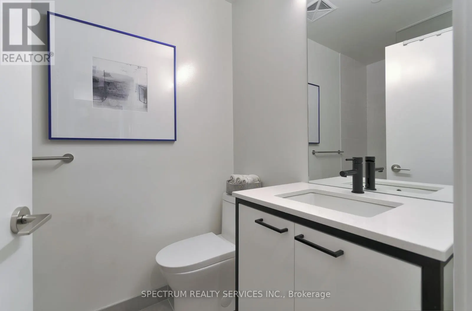 215 - 1808 ST. CLAIR AVENUE W