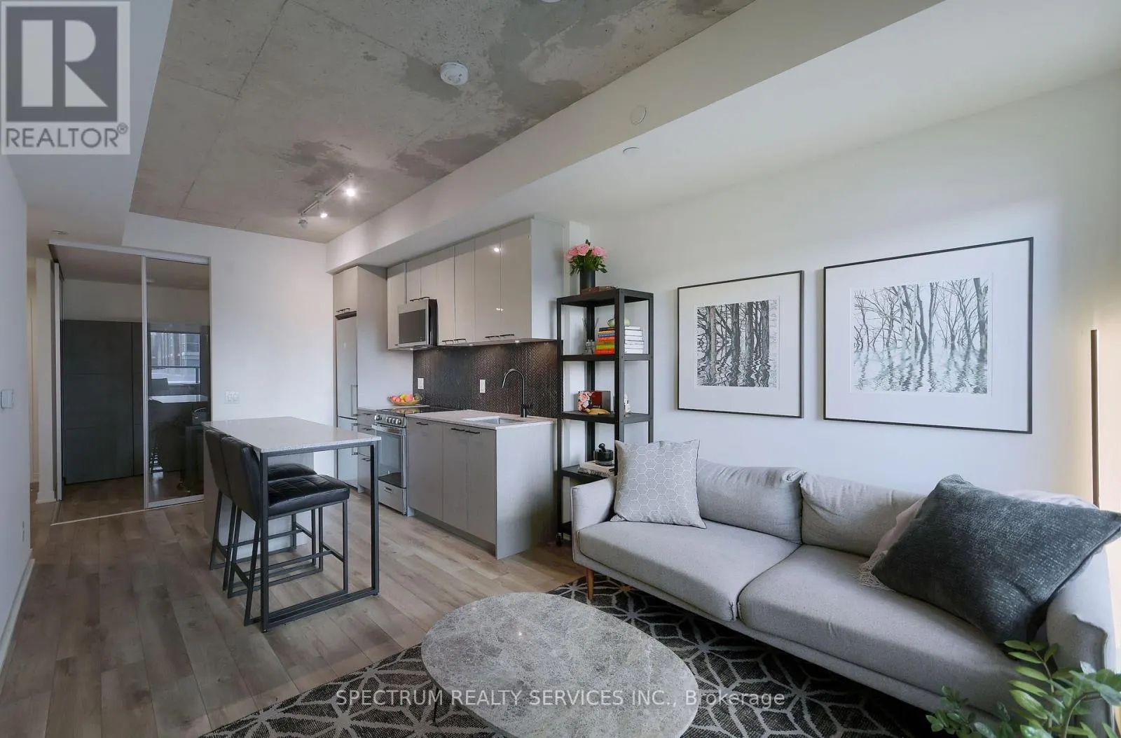 215 - 1808 ST. CLAIR AVENUE W
