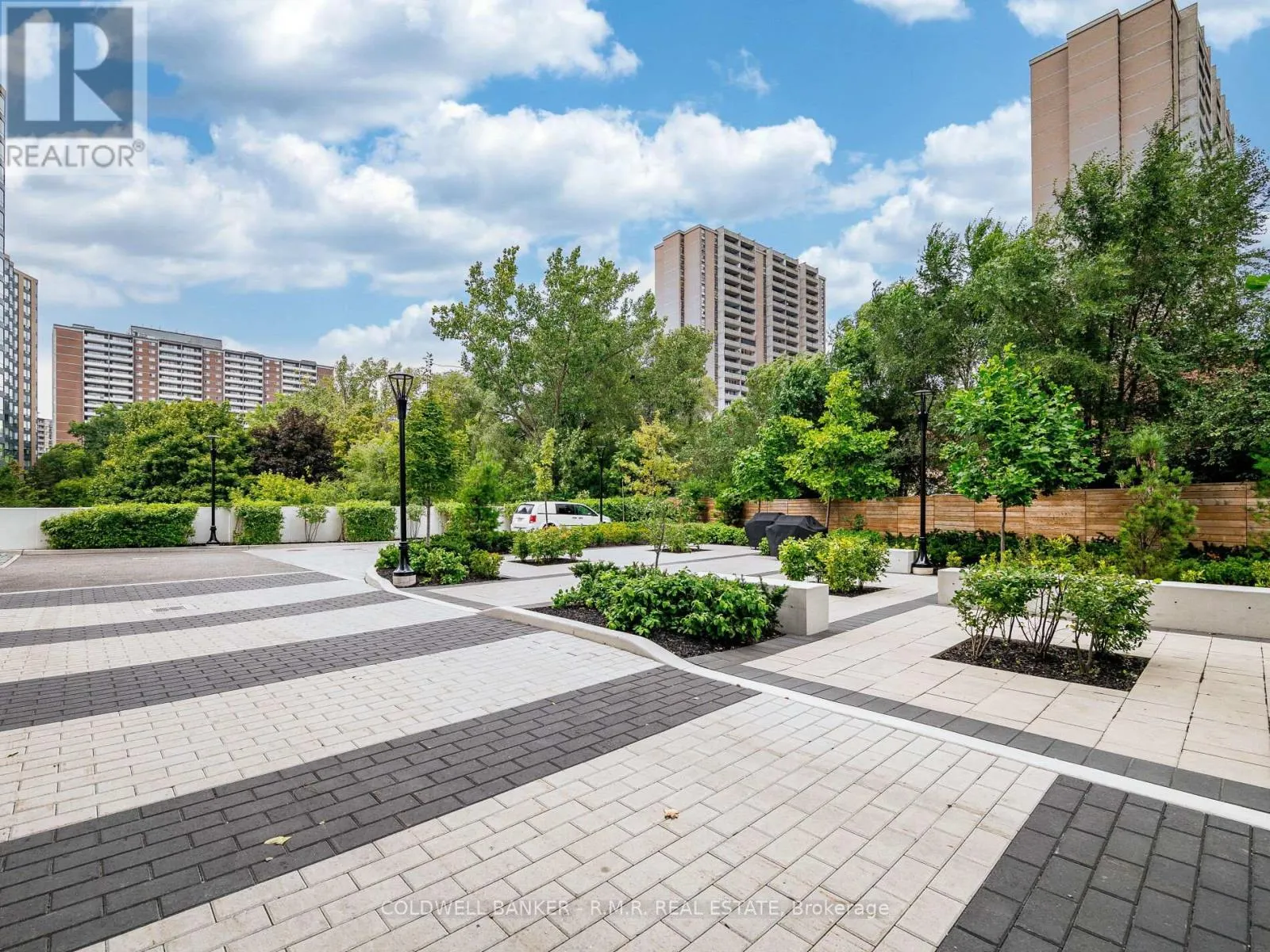2106 - 10 WILBY CRESCENT, #2106