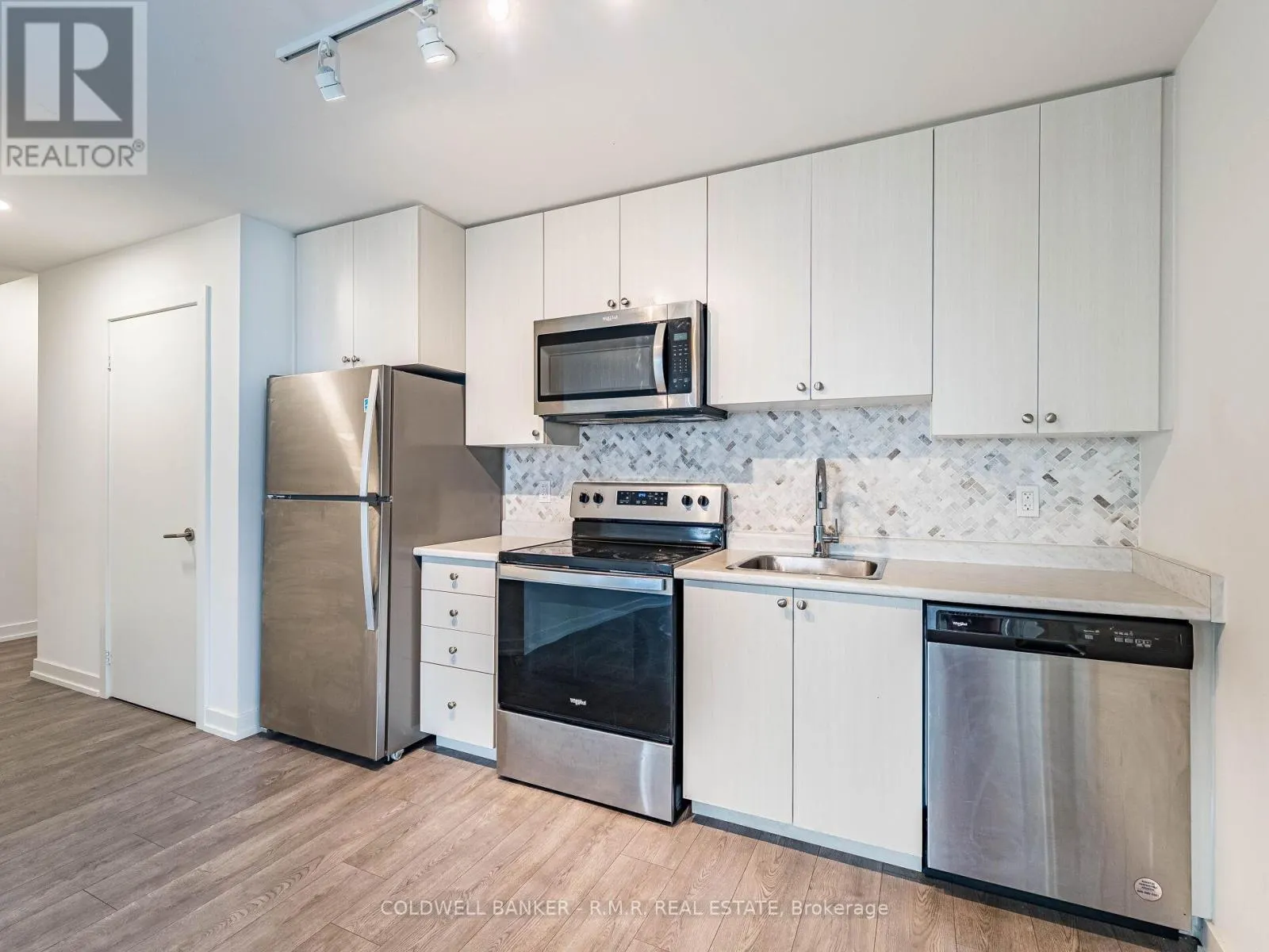 2106 - 10 WILBY CRESCENT, #2106