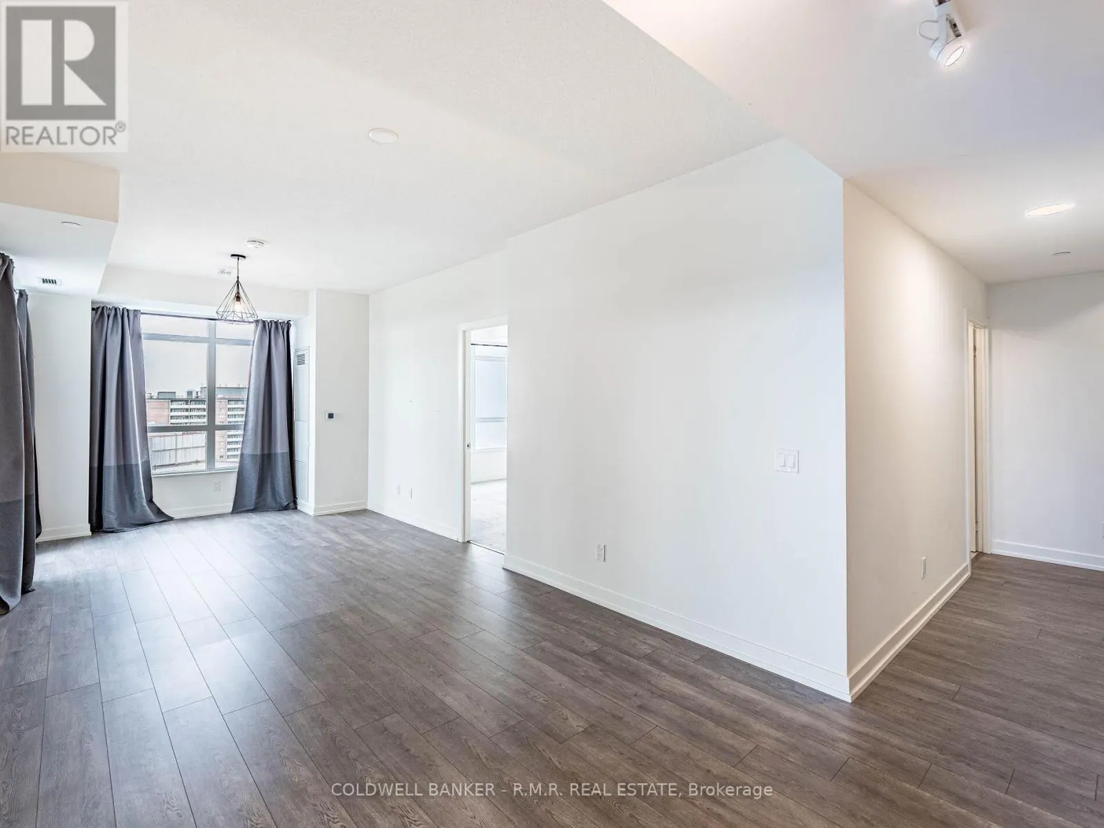 2106 - 10 WILBY CRESCENT, #2106