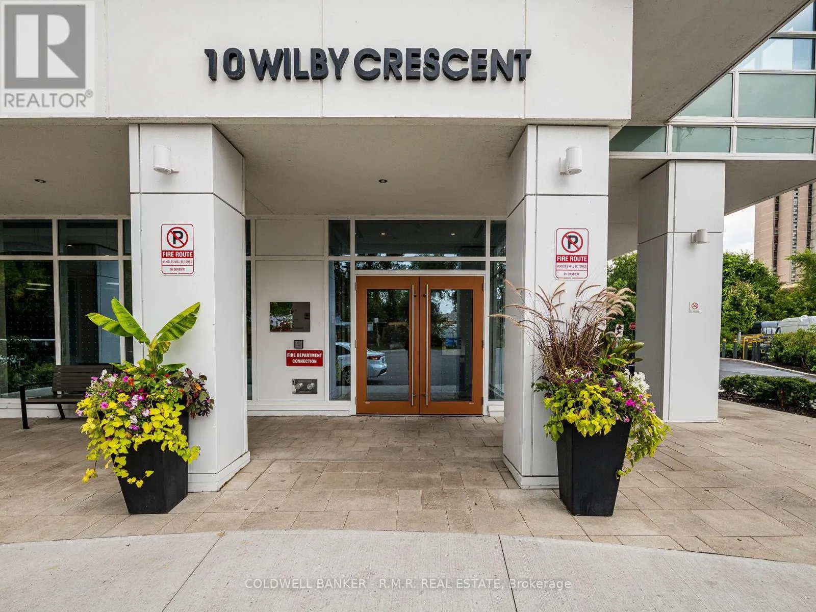 2106 - 10 WILBY CRESCENT, #2106