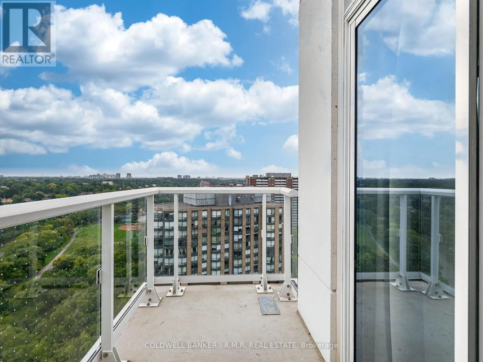 2106 - 10 WILBY CRESCENT, #2106