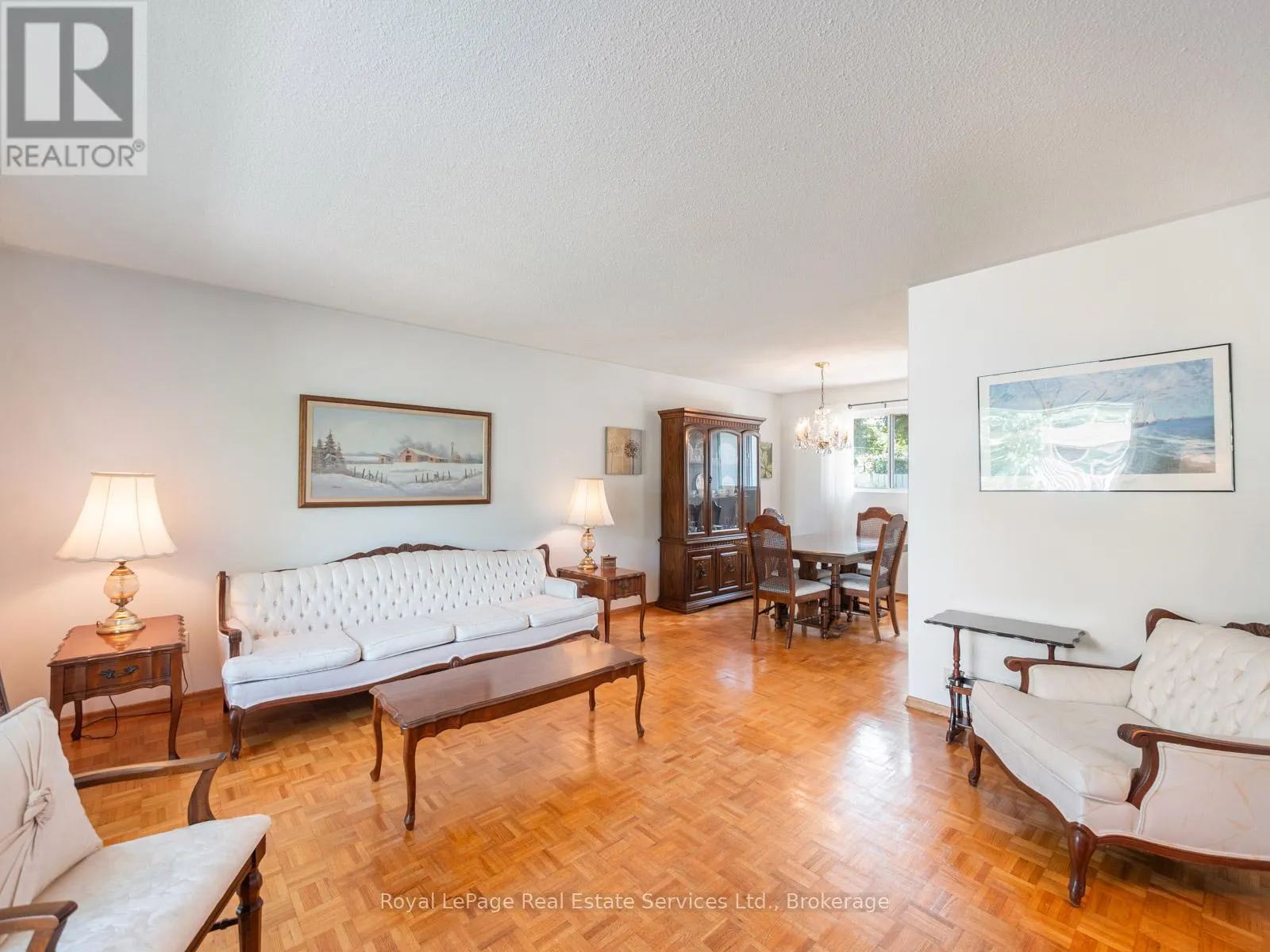 1 MOSSWOOD LANE
