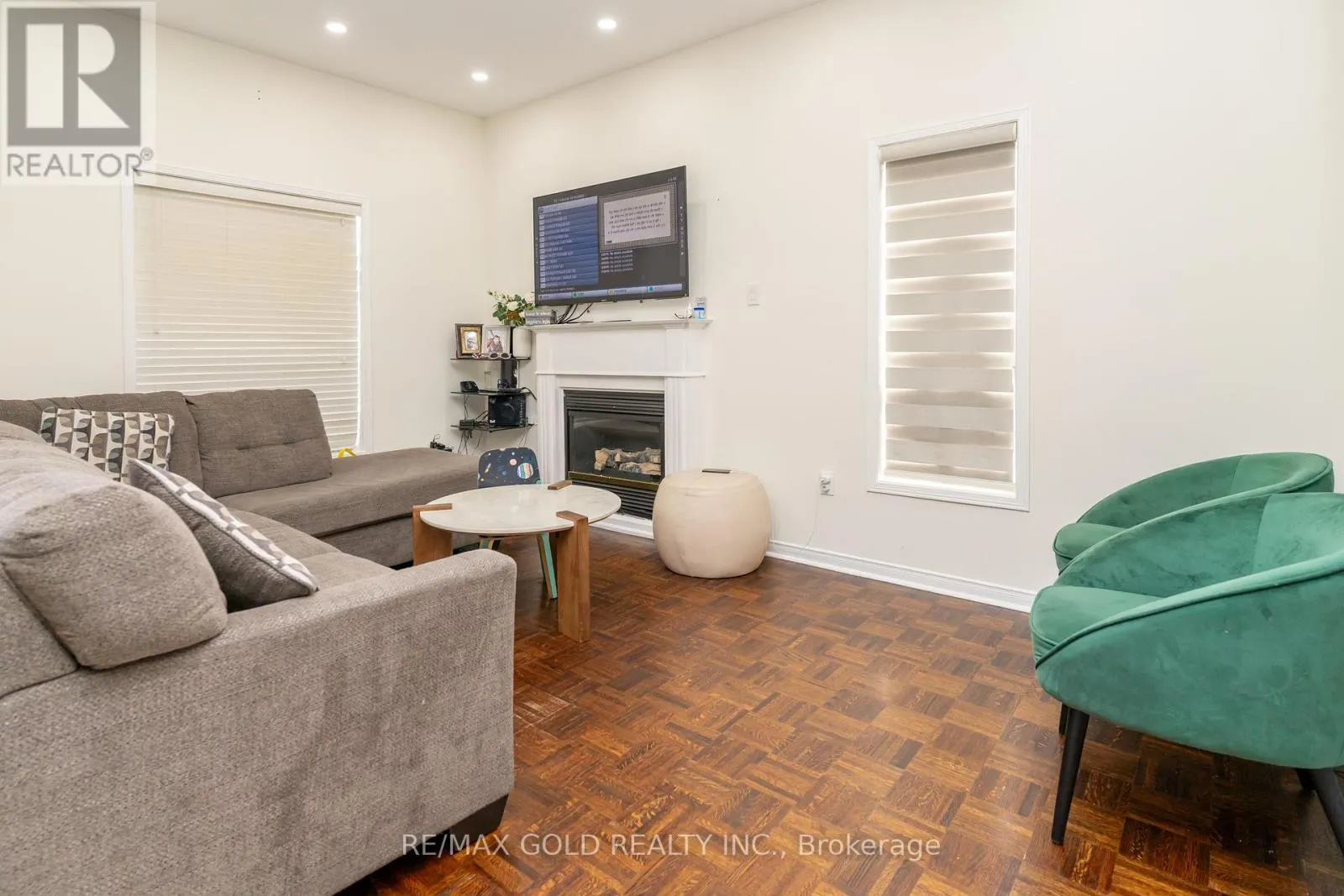 32 RUBYSILVER DRIVE