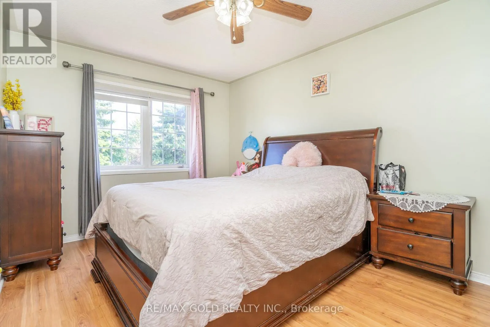 32 RUBYSILVER DRIVE