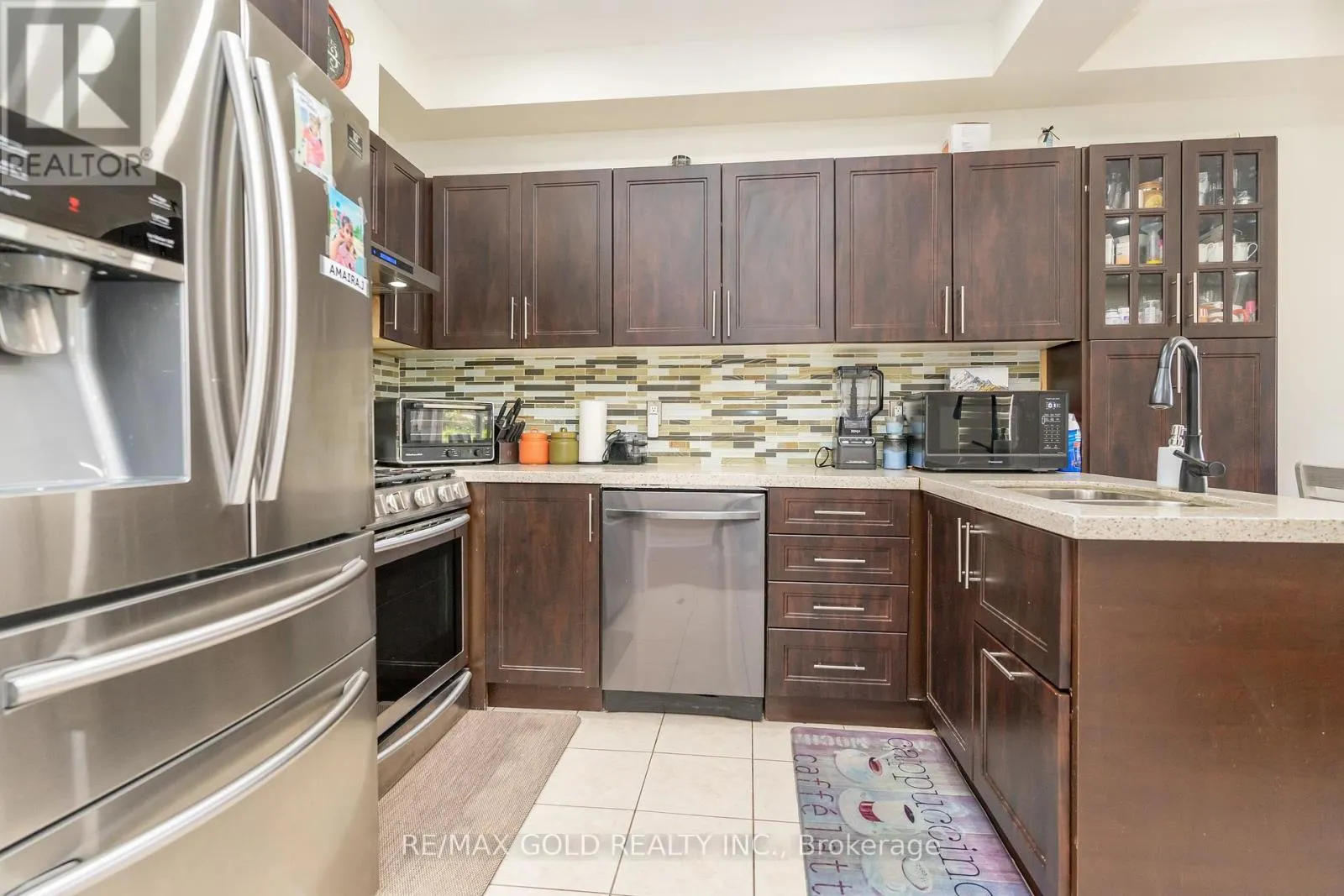 32 RUBYSILVER DRIVE