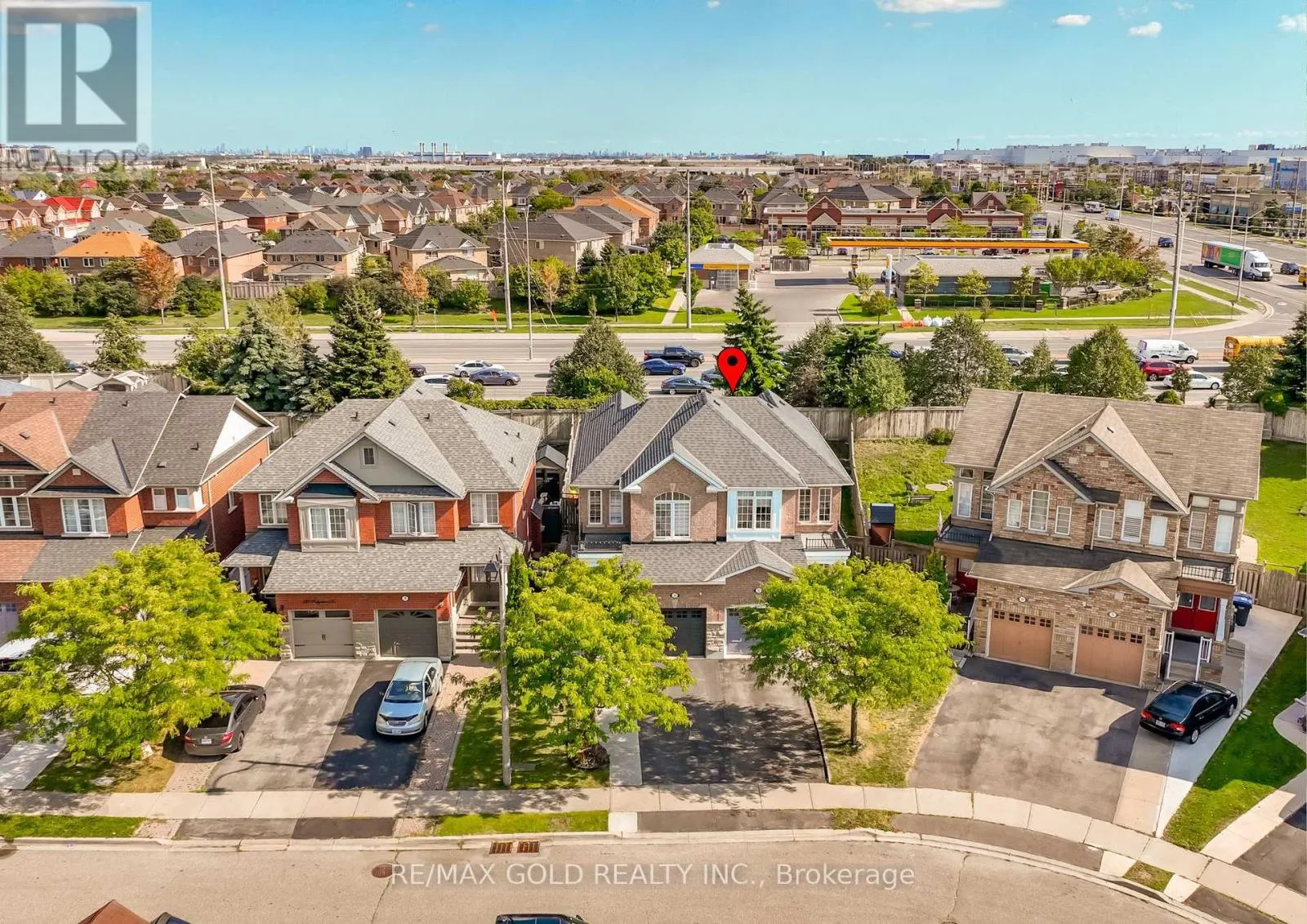 32 RUBYSILVER DRIVE