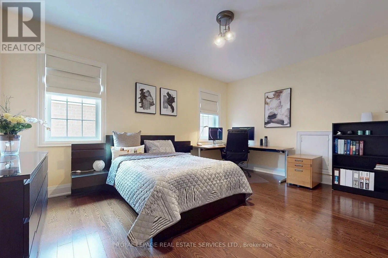 149 COASTLINE DRIVE