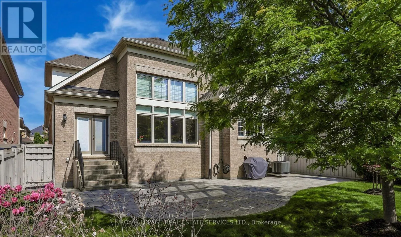 149 COASTLINE DRIVE