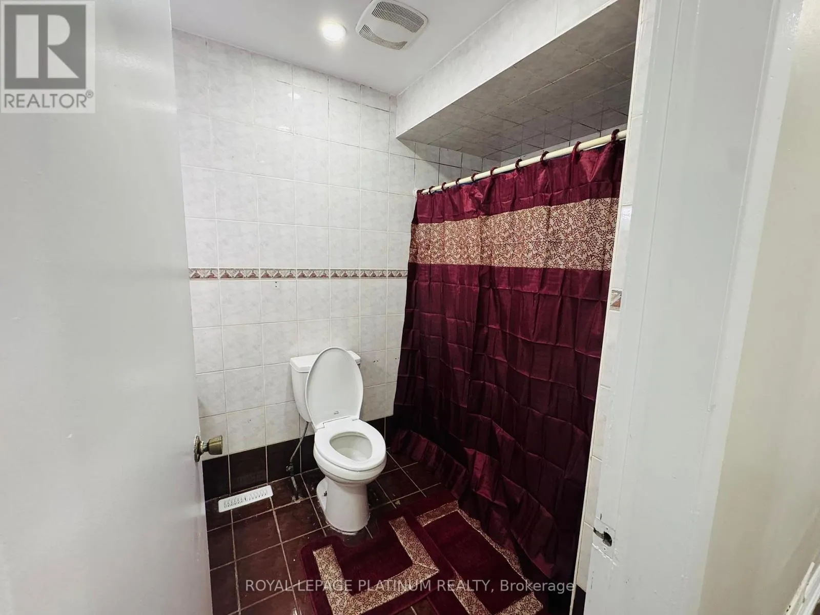 7073 MAGIC COURT