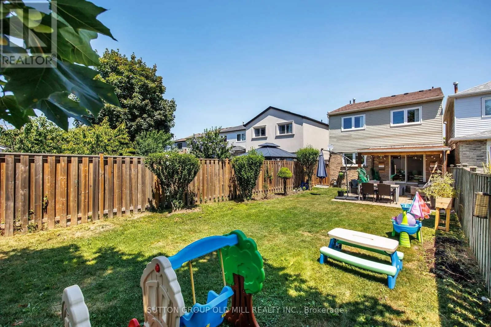 4336 LEE DRIVE