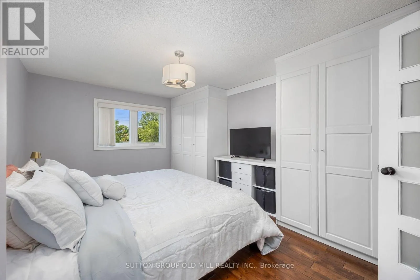 4336 LEE DRIVE