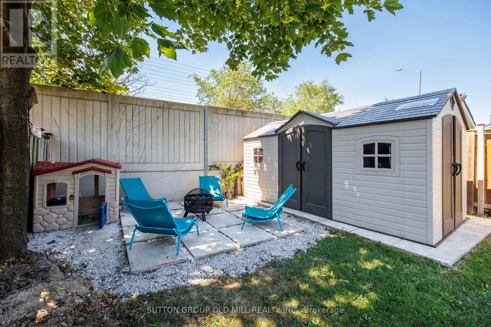 4336 LEE DRIVE