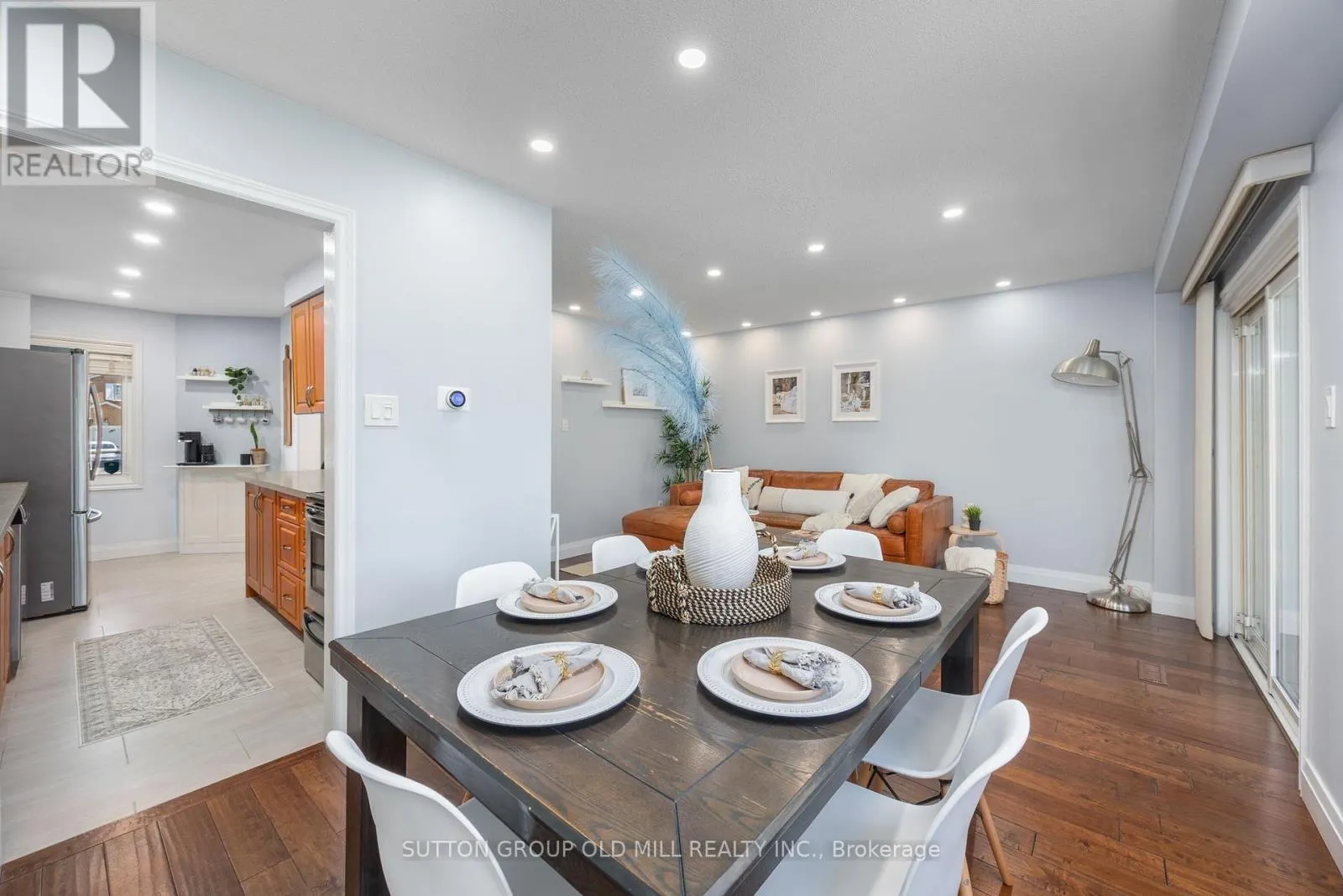 4336 LEE DRIVE