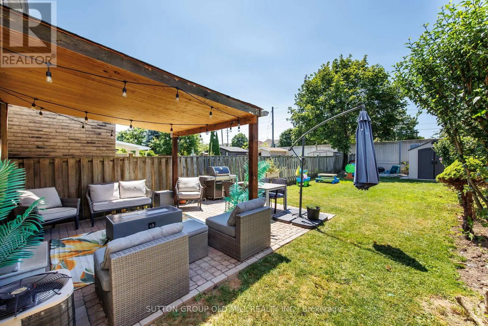 4336 LEE DRIVE
