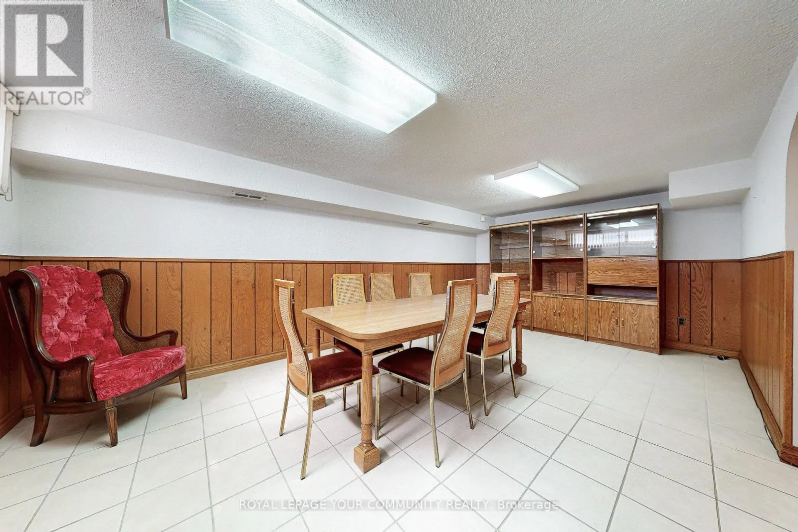 2 MARYPORT AVENUE